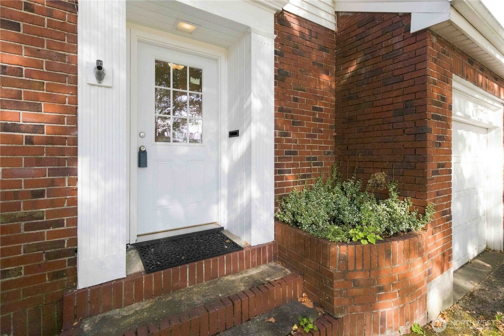 2809 Nichols Boulevard