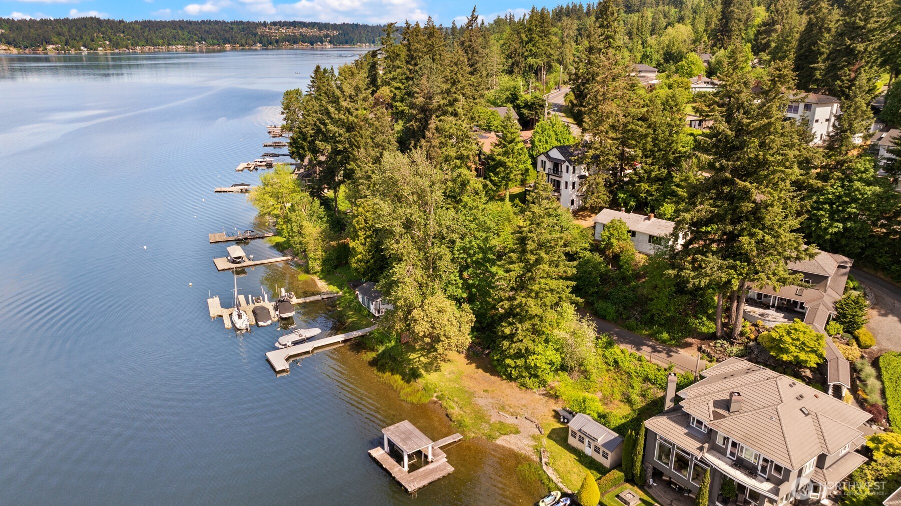 3027 Lake Sammamish Parkway