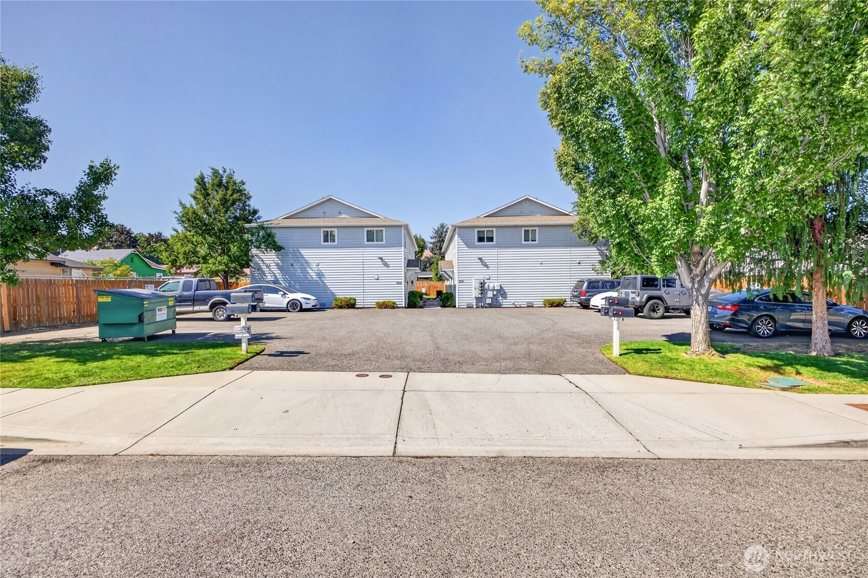 614 Sunset Avenue #1
