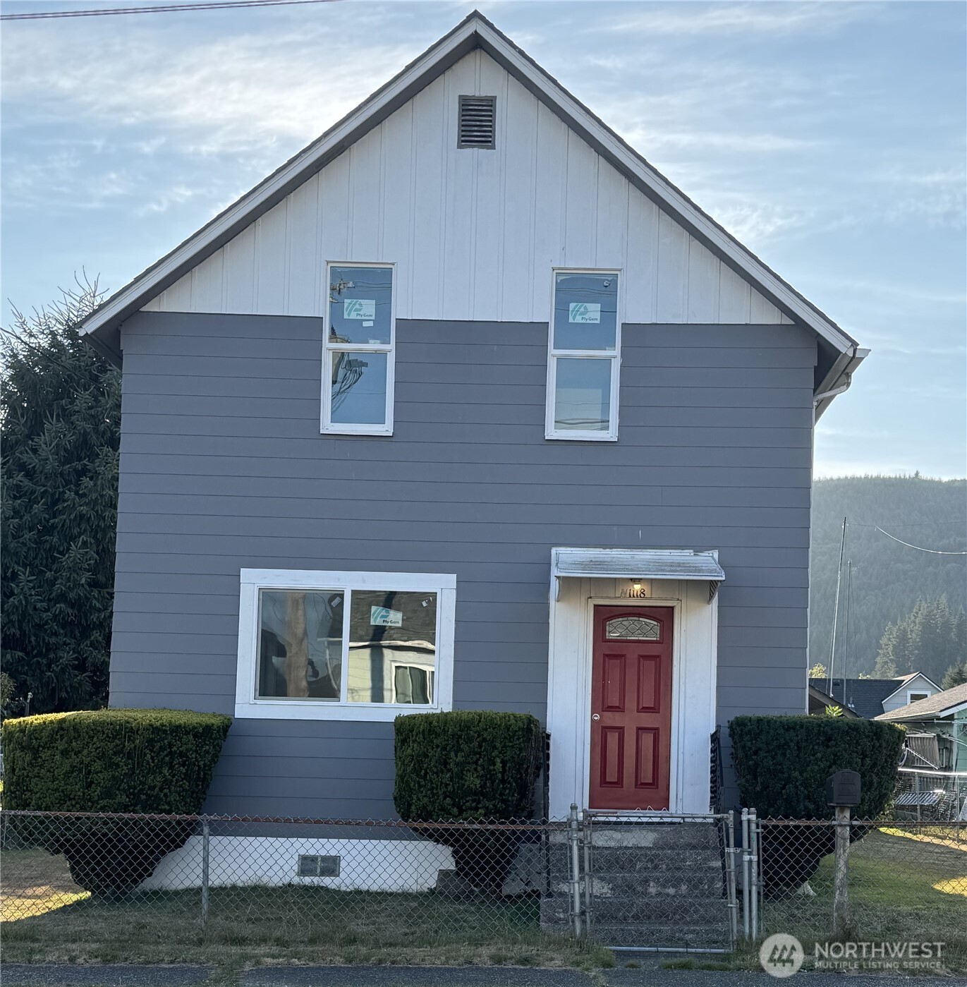 1118 Larch Street
