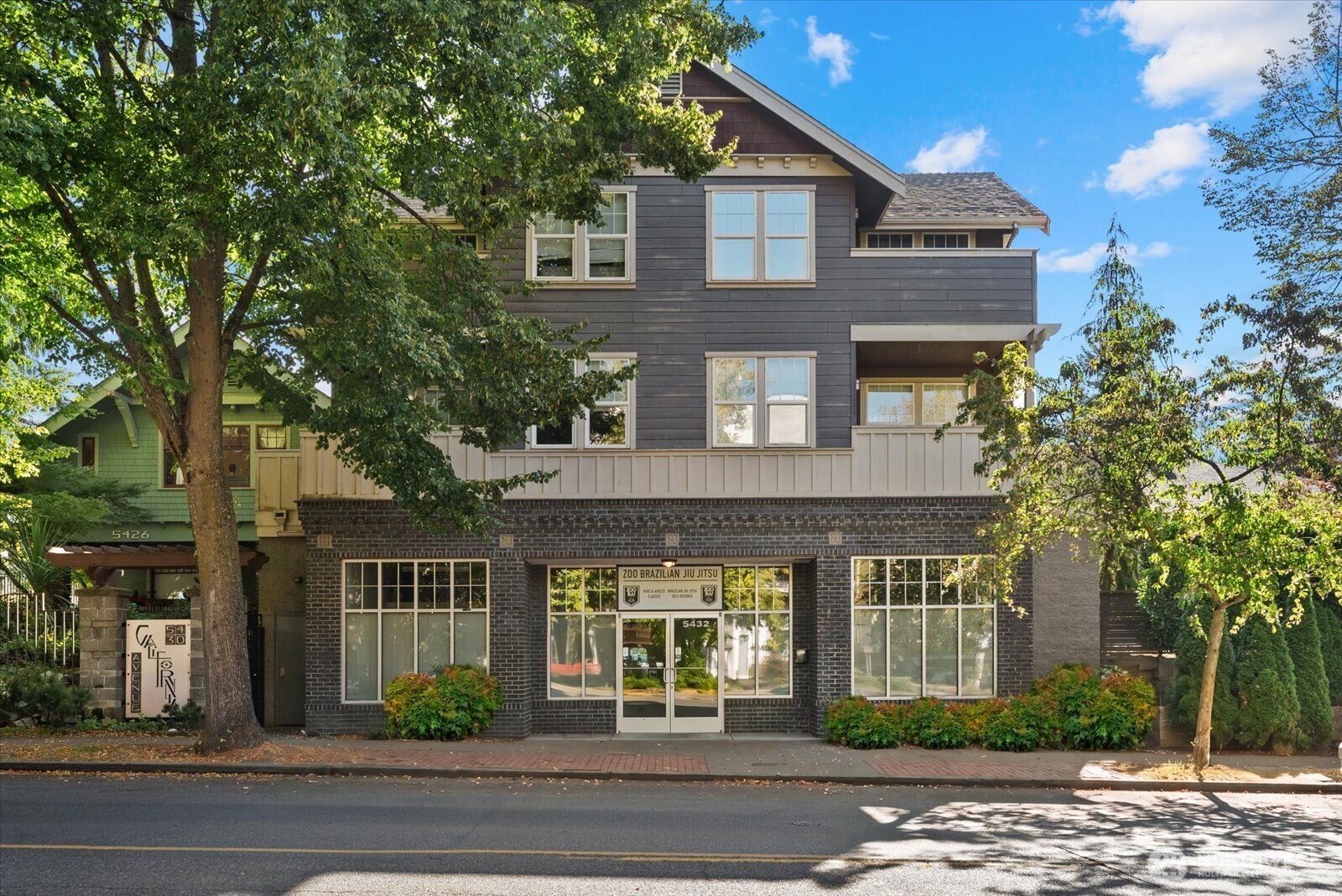5430 California Avenue #COML2