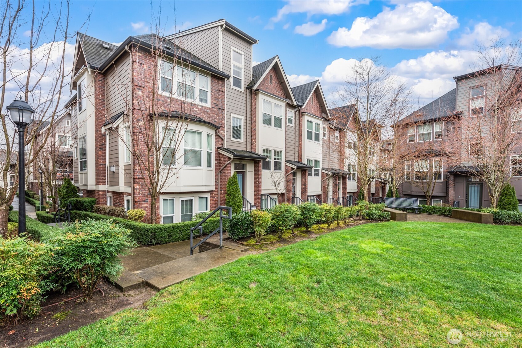 1321 Greenwich Walk