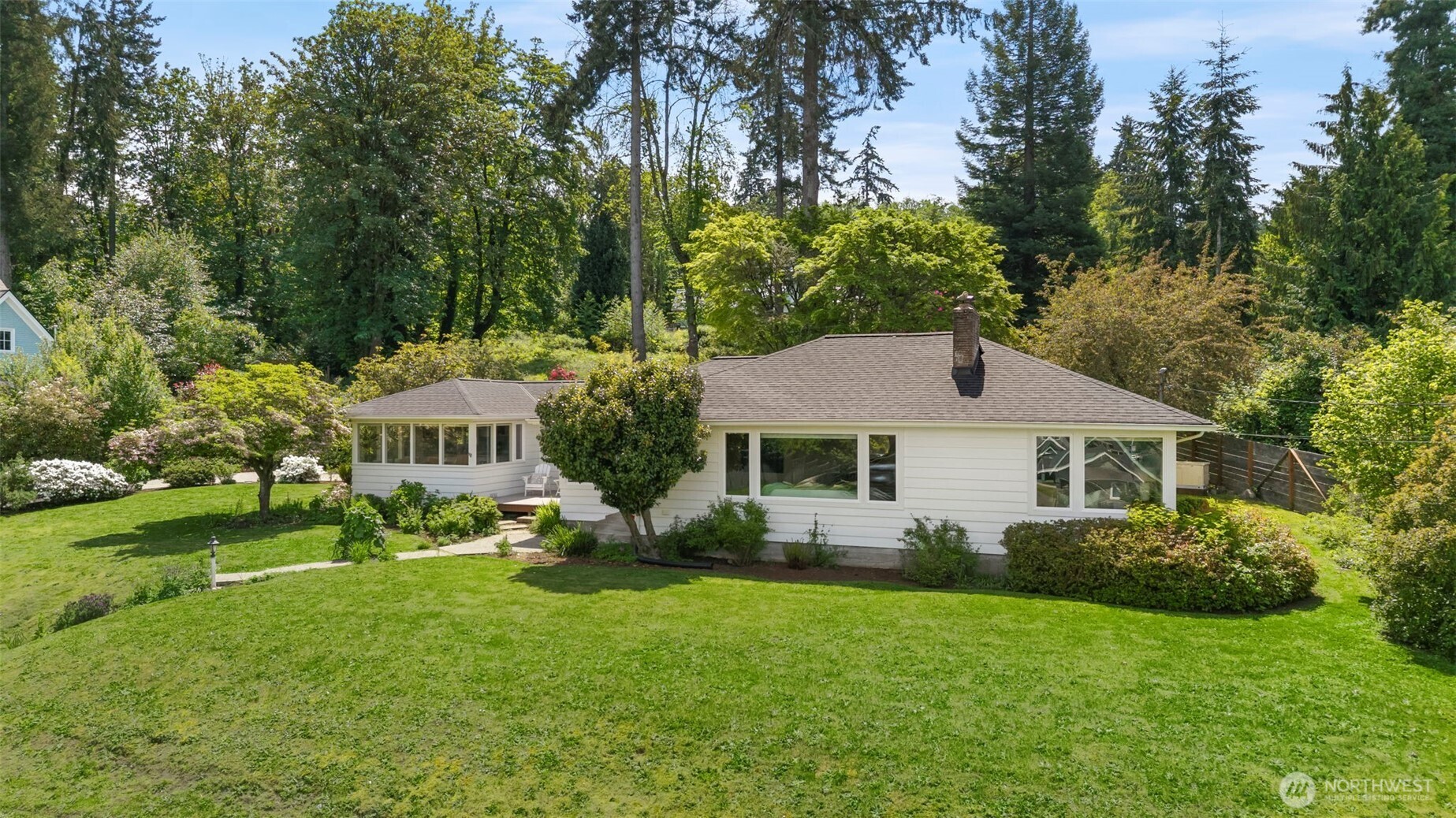 5930 Rose Loop