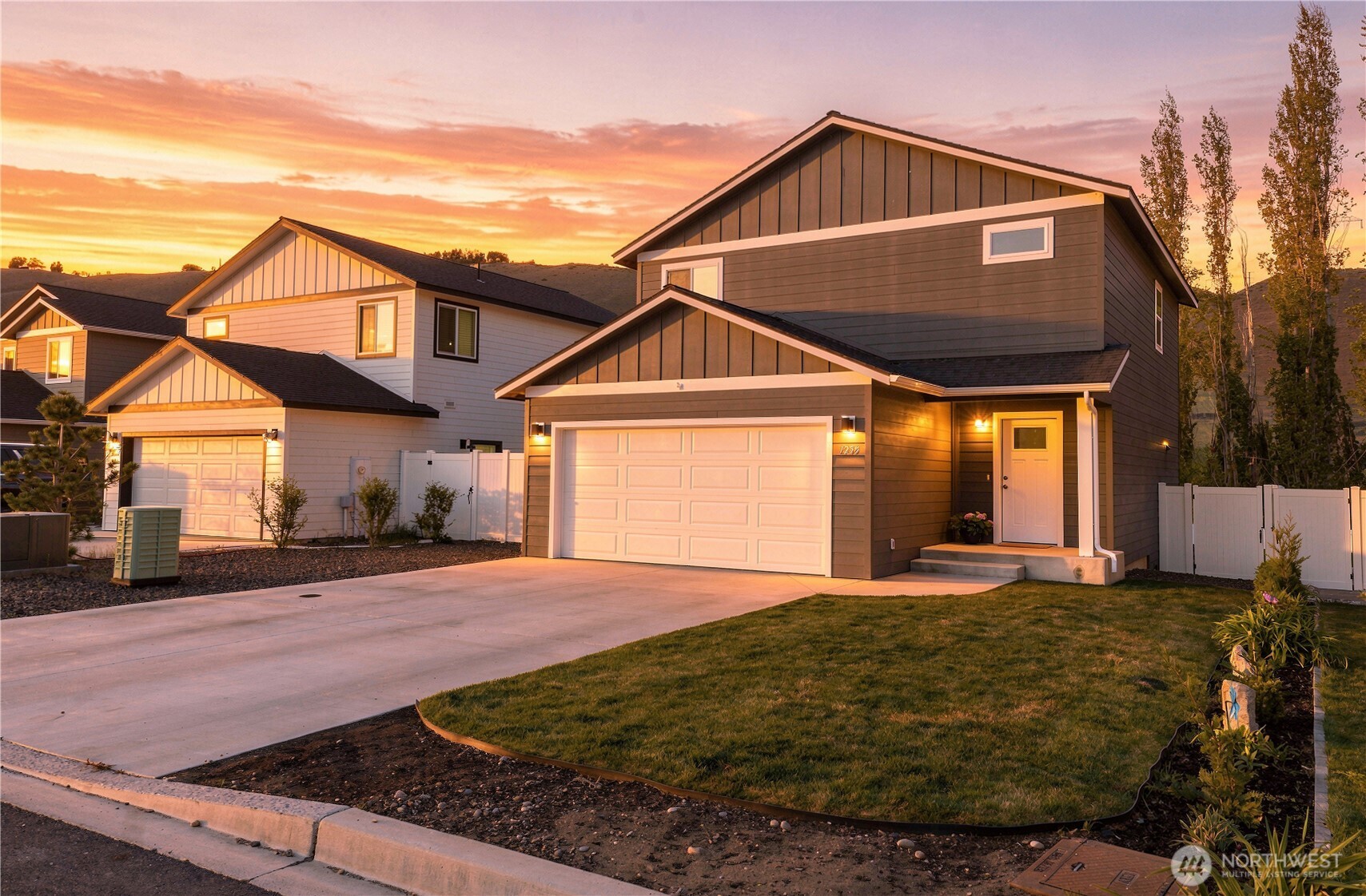 1259 Theo Way
