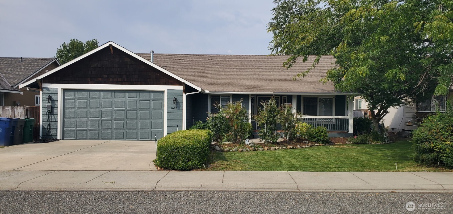 1605 Bluegrass Lane