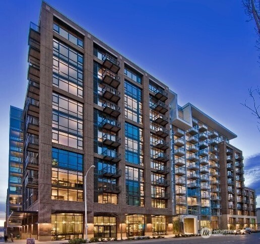 2911 2nd Avenue #324