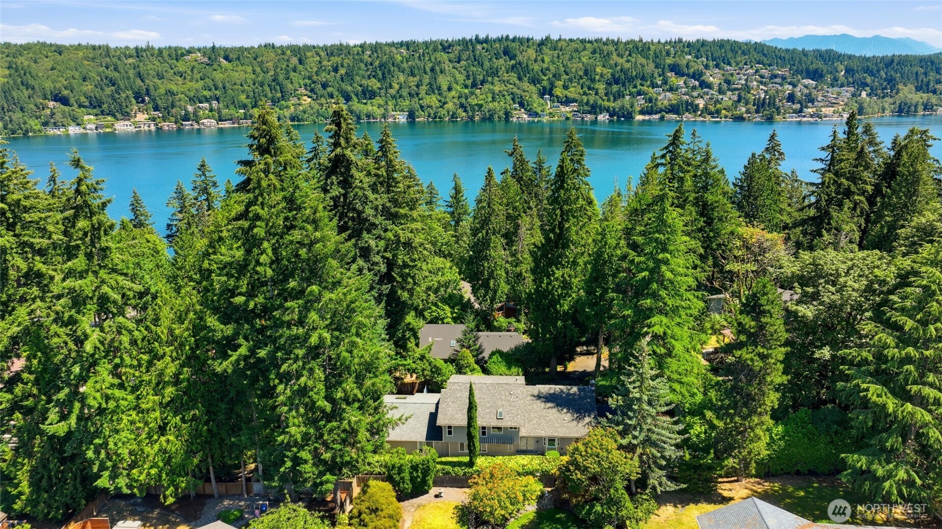 2209 Lake Sammamish Parkway