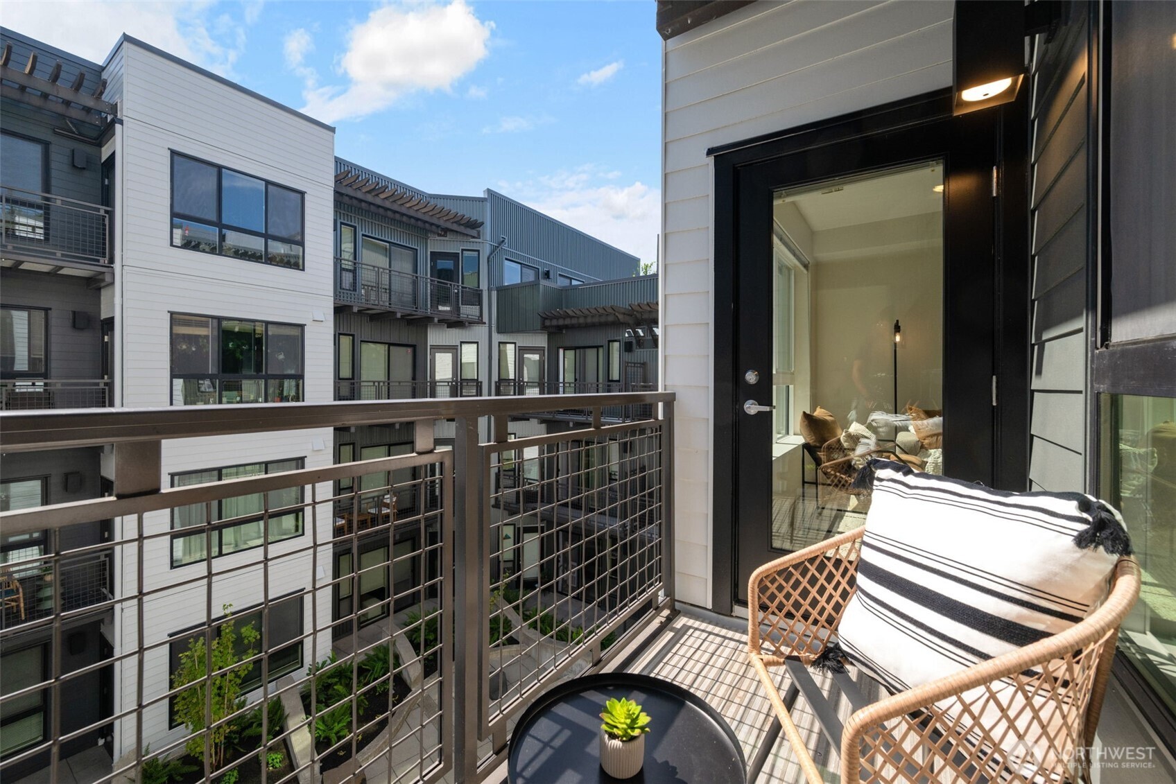 1410 Pine Street #W307