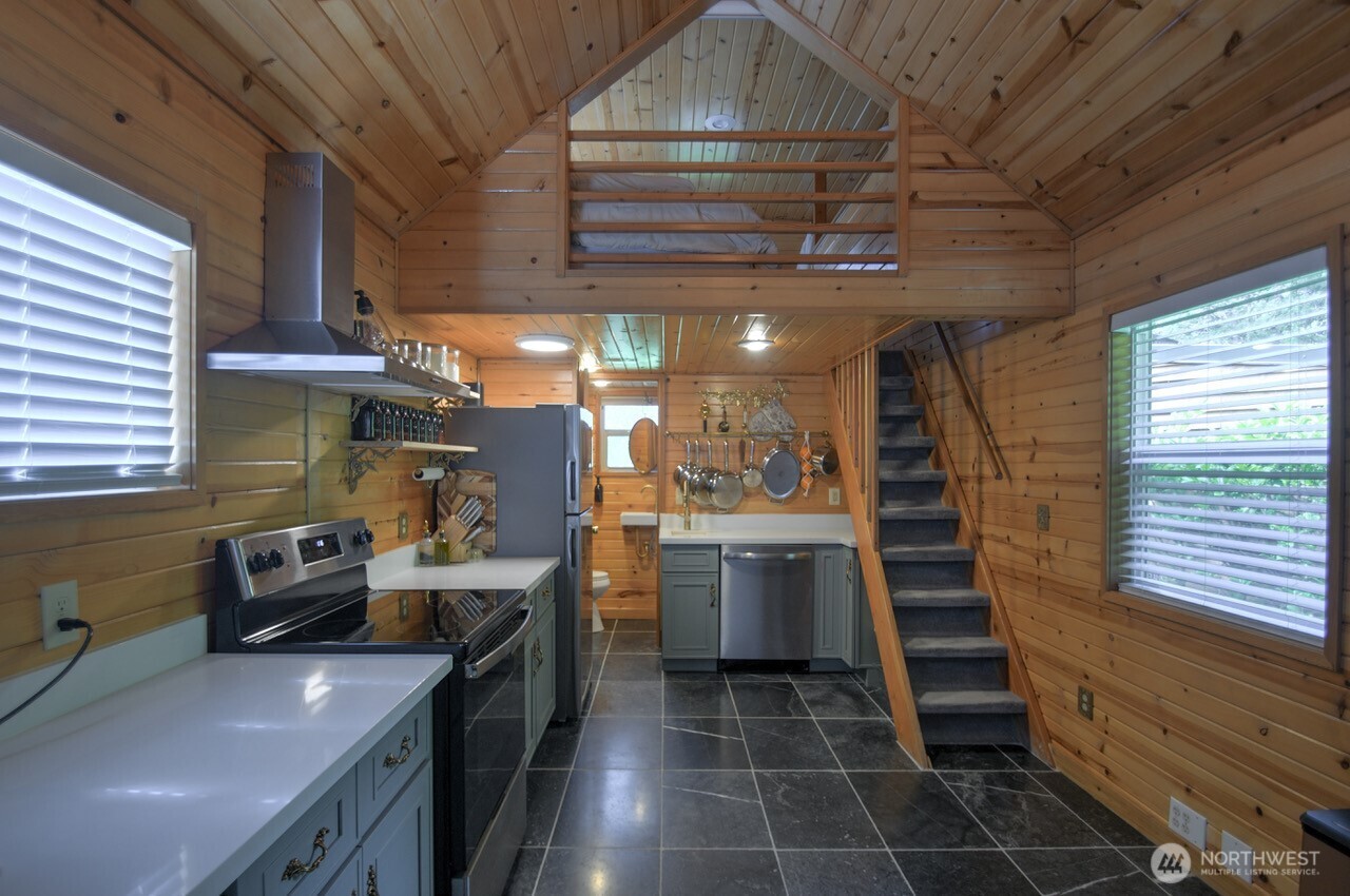 1546 Reservation Road #94