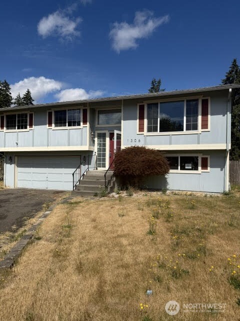1306 Sherwood Court