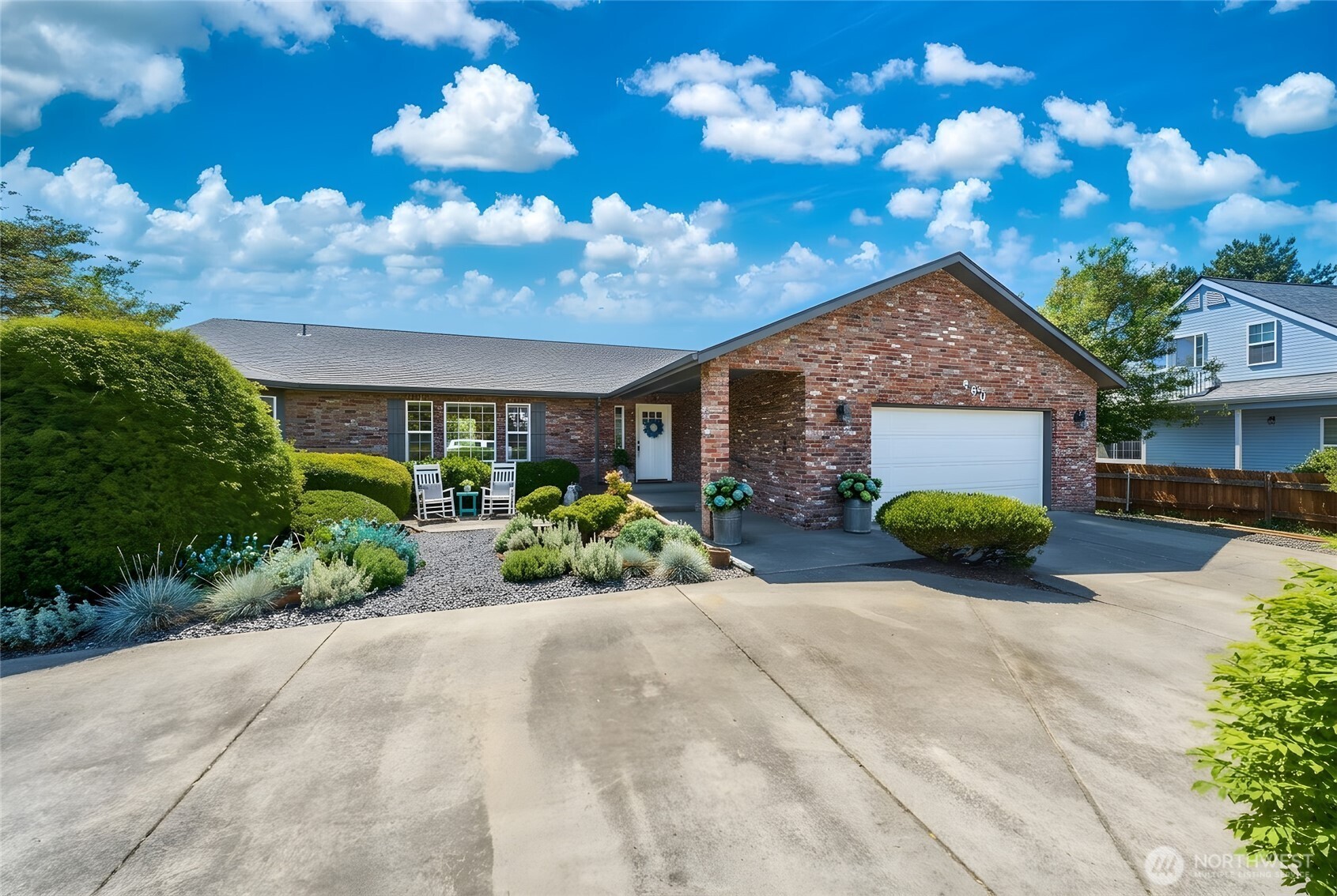 860 Sentry Drive
