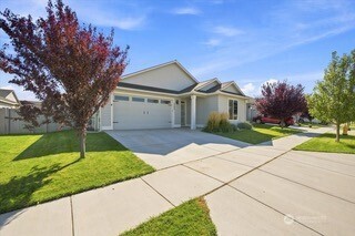 2584 Clark Ridge Dr