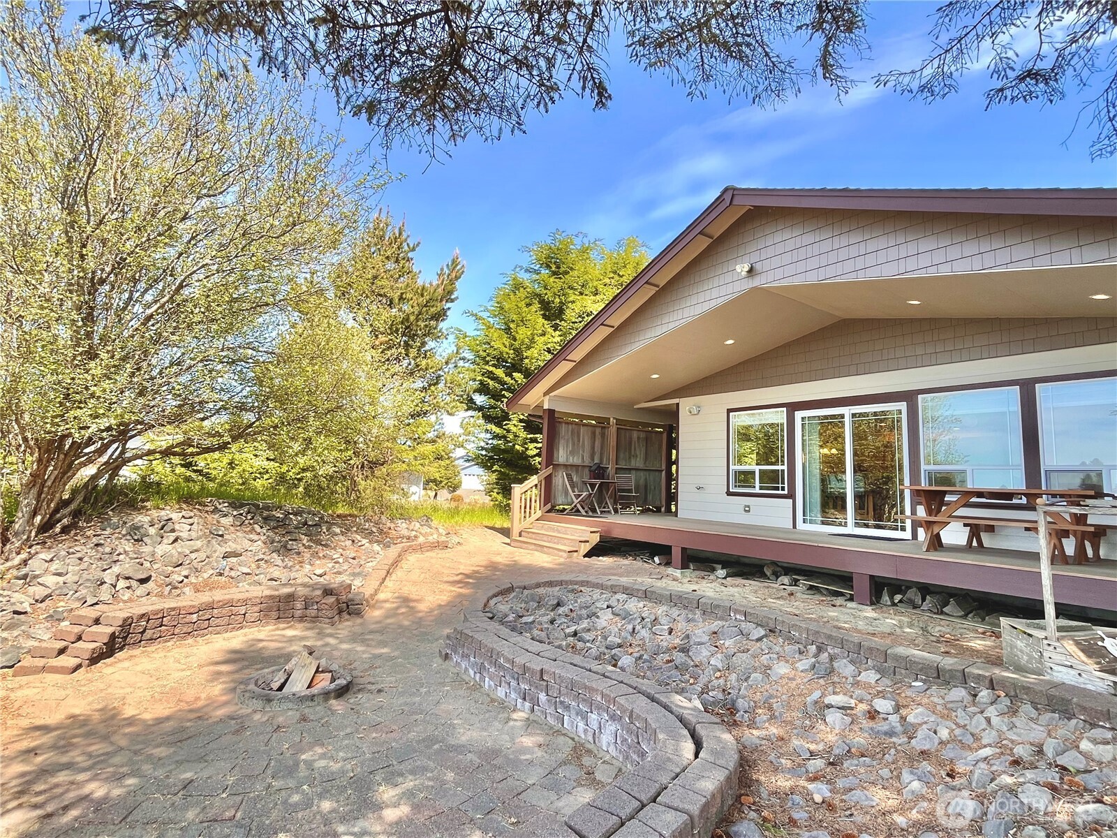 137 Razor Clam Drive