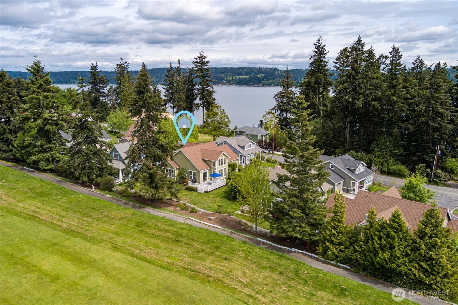 1402 Starview Court