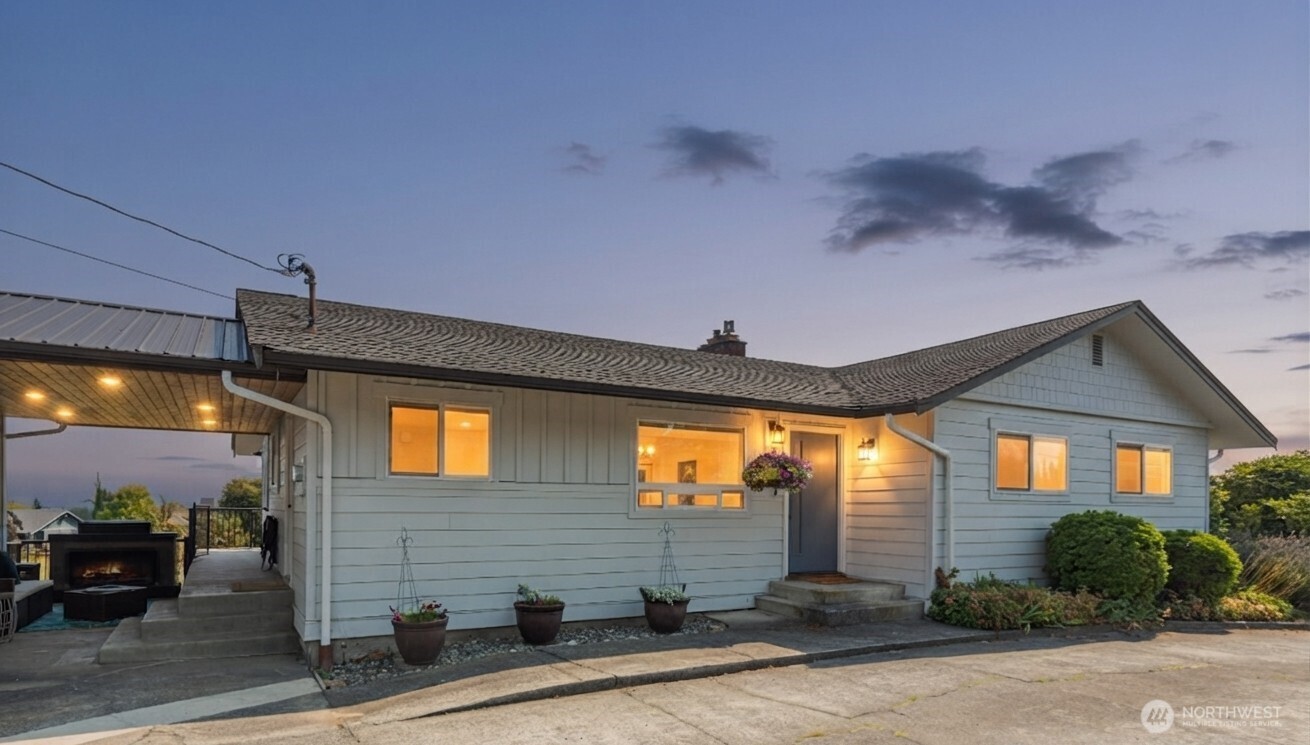 6116 Vista Drive