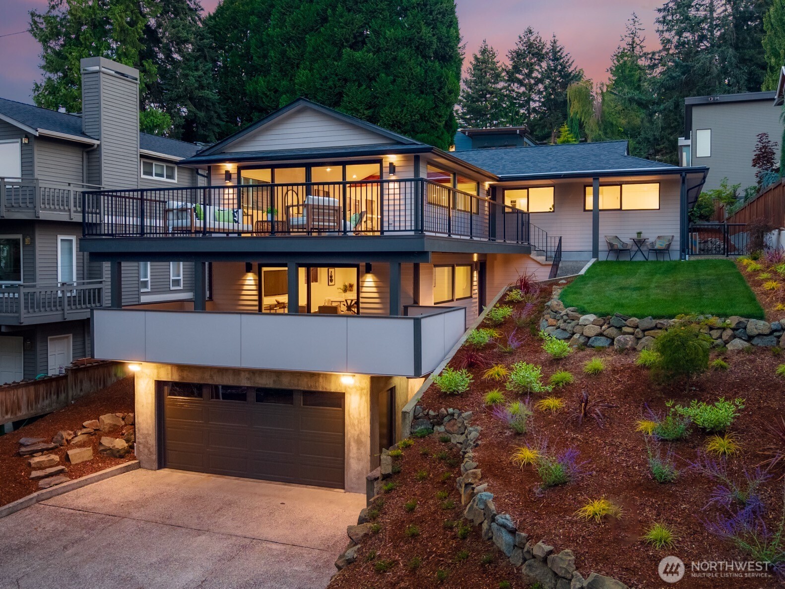 12069 Lakeside Place
