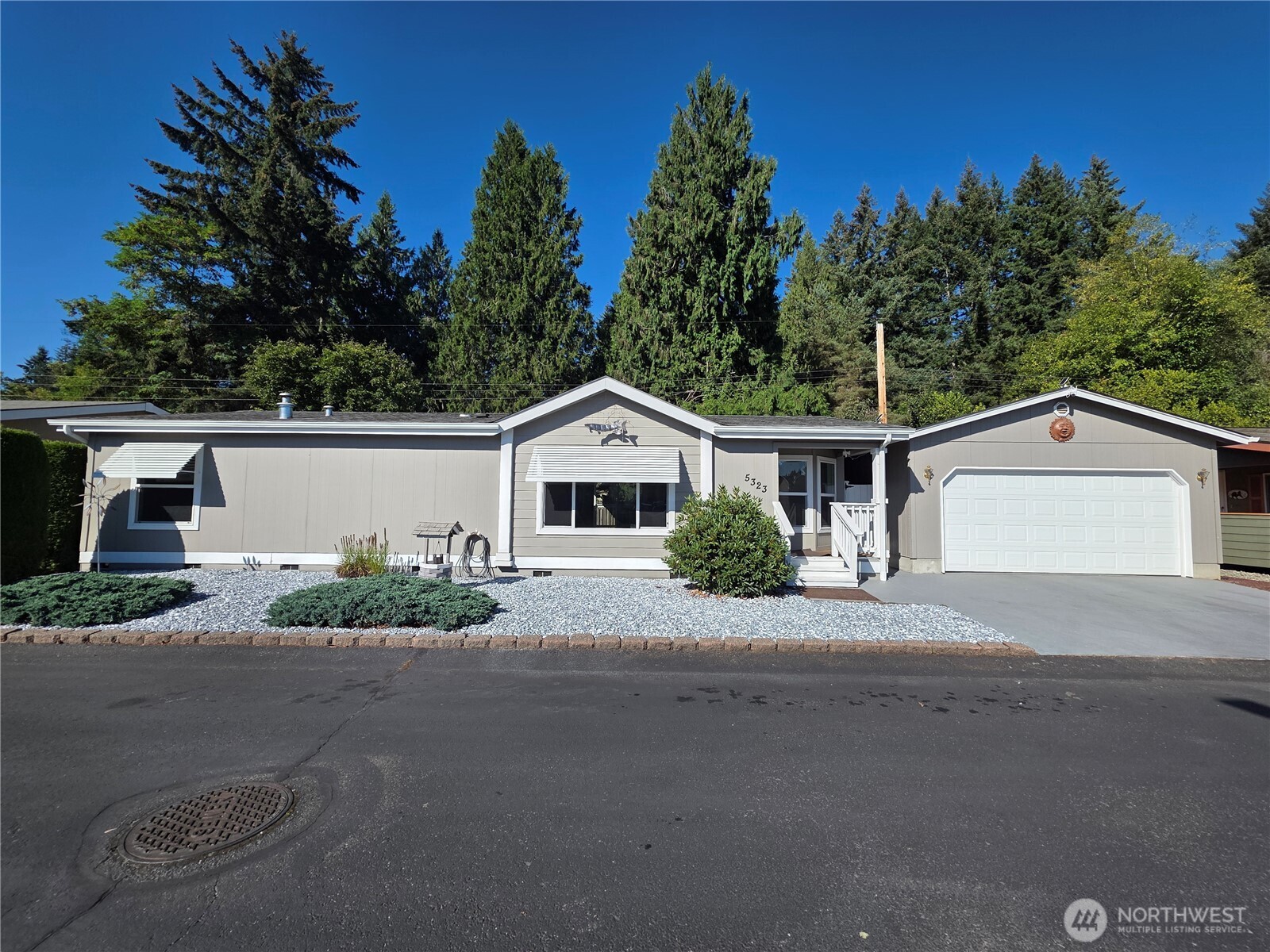 5323 Eagle Lane