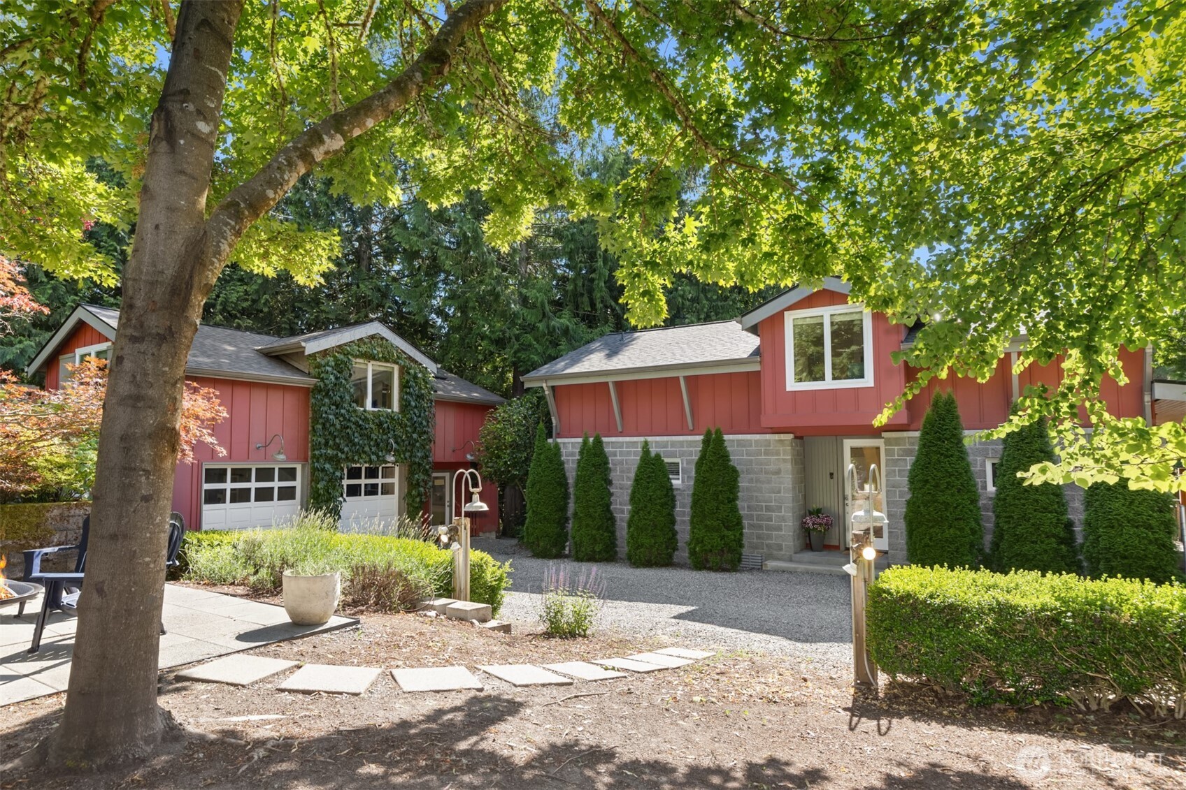 6575 Honeysuckle Lane