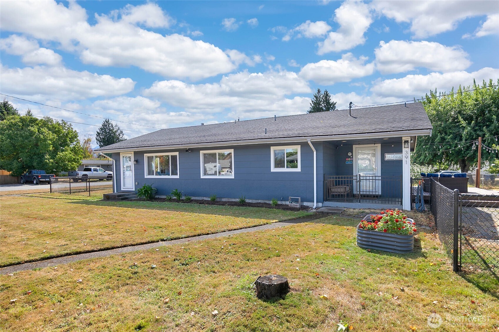 391 Dundass Avenue