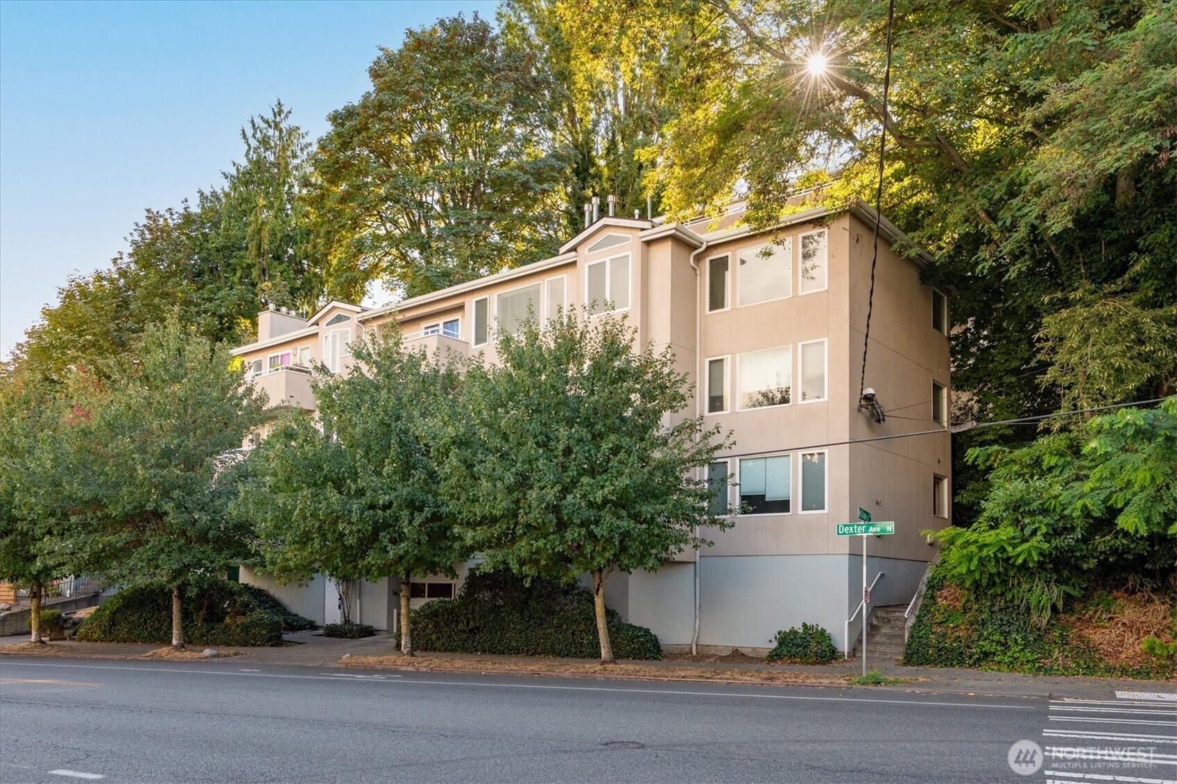 2167 Dexter Avenue #301