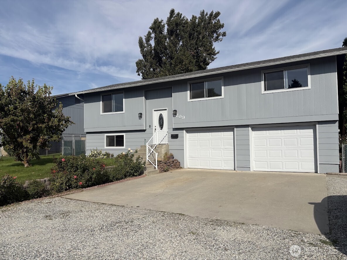 209 Eastridge Drive