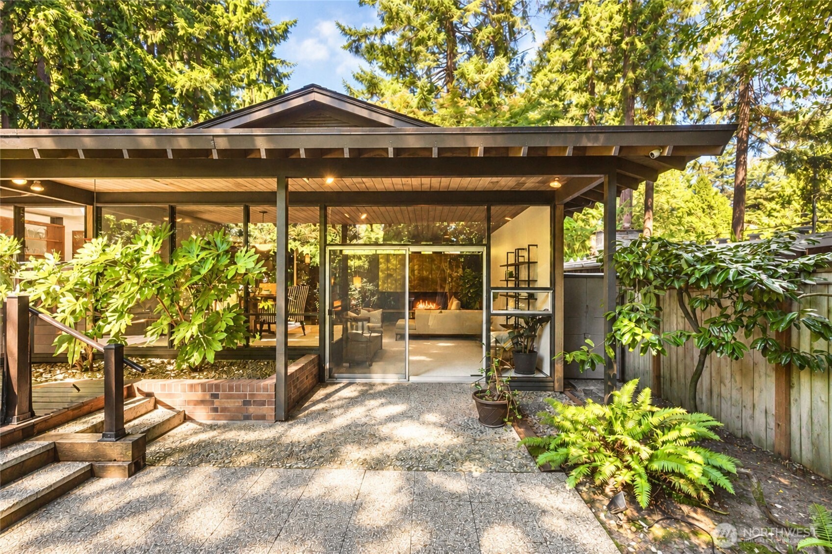7443 NE 123rd Place