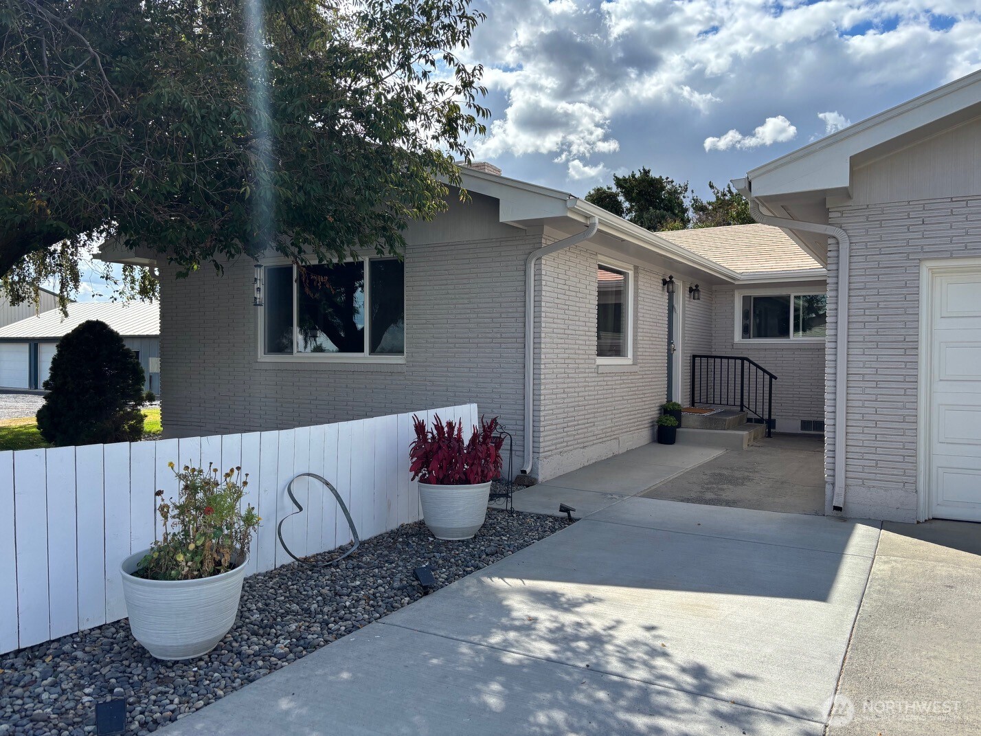 17165 Road 11
