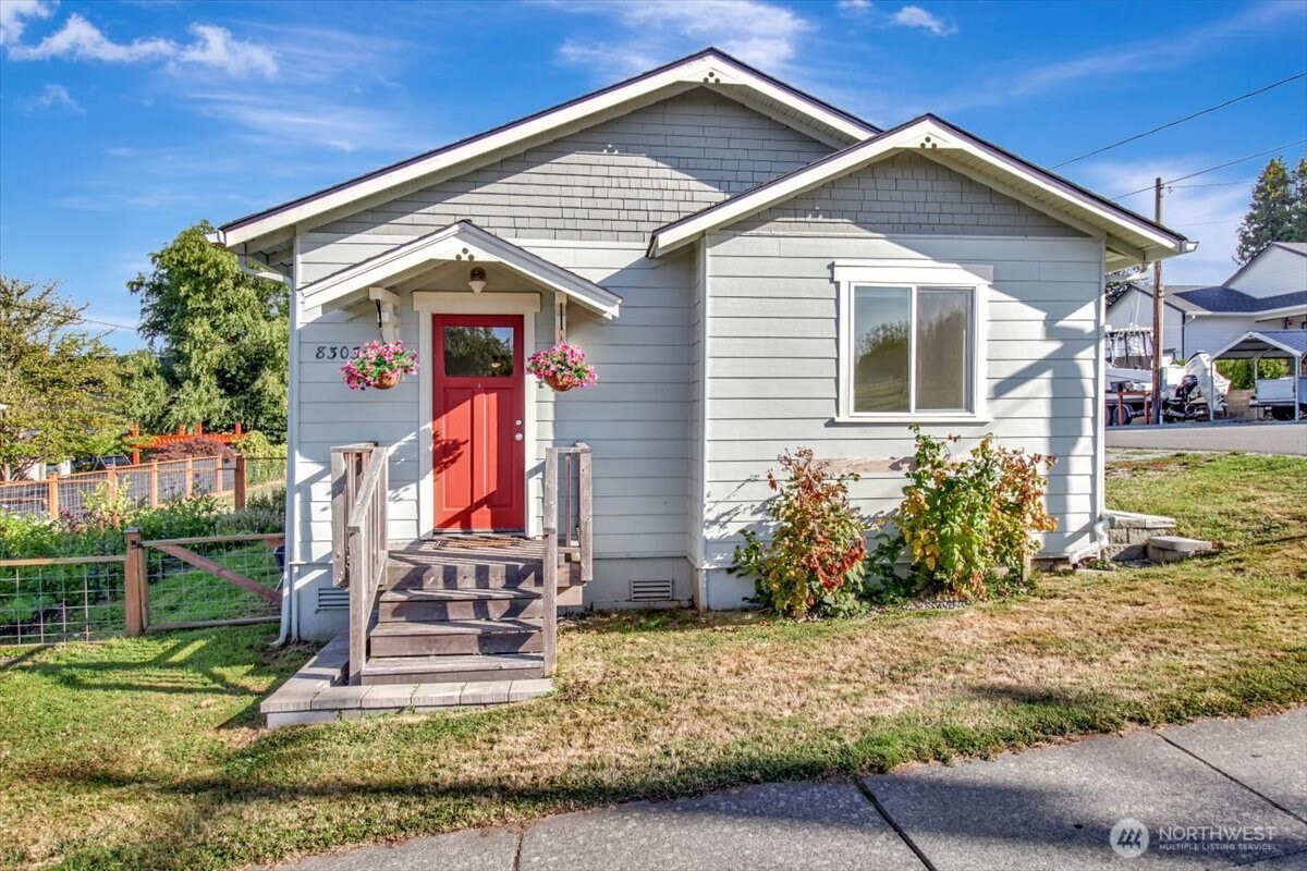8303 272nd Street