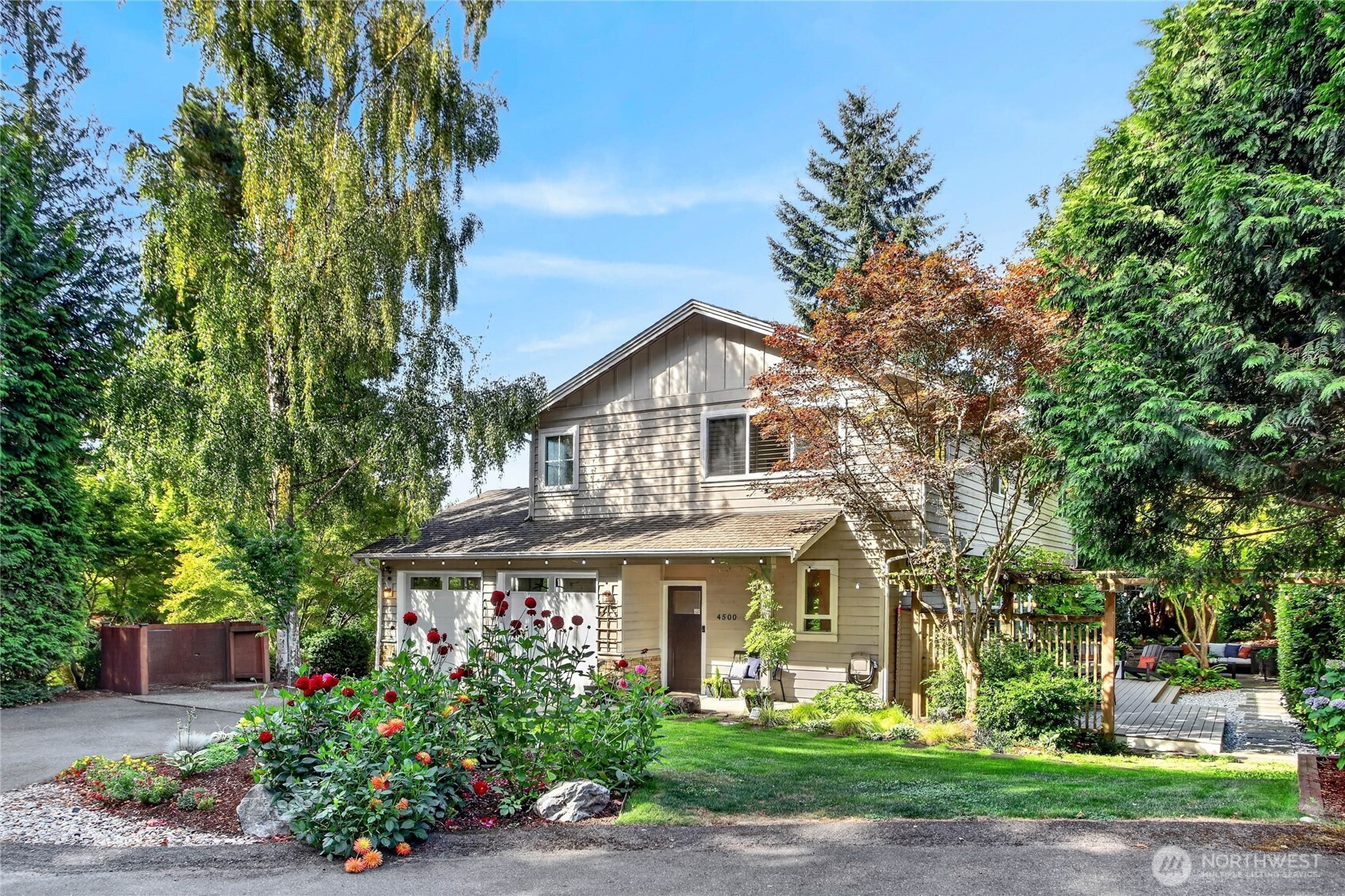 4500 Hemlock Way