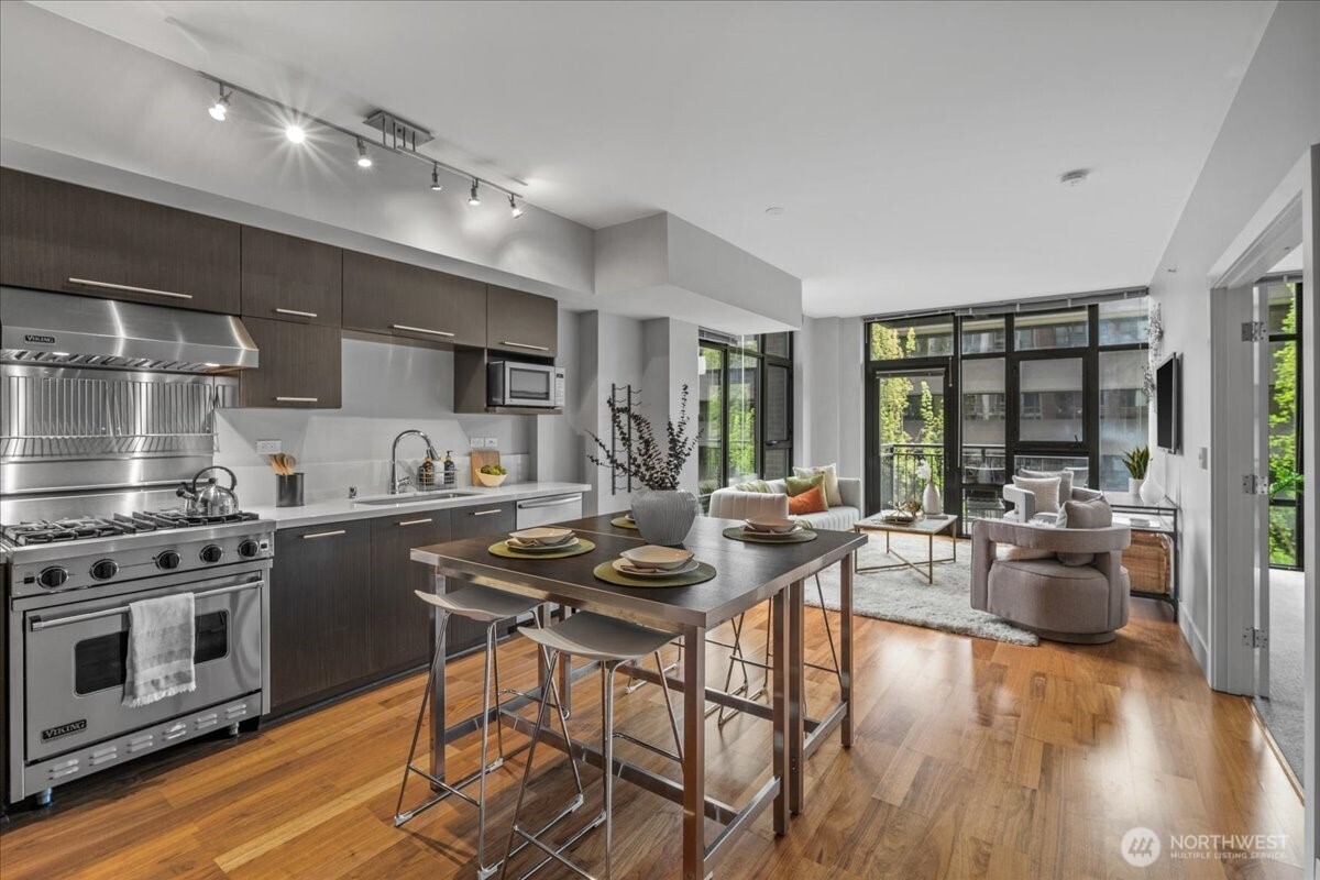 2911 2nd Avenue #506