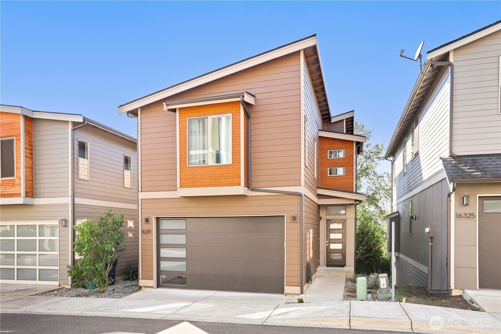 16319 Main View Lane