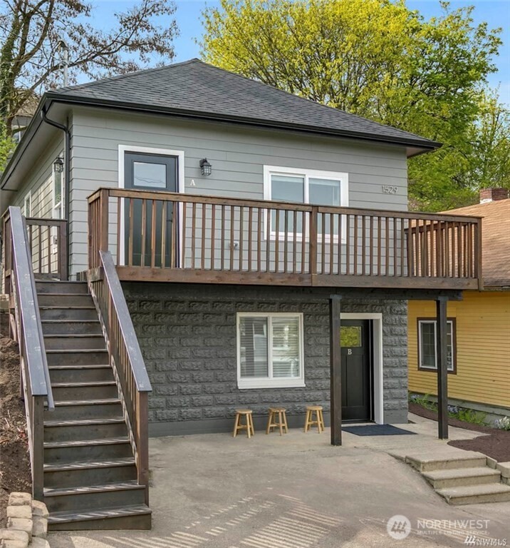 1529 Sturgus Avenue