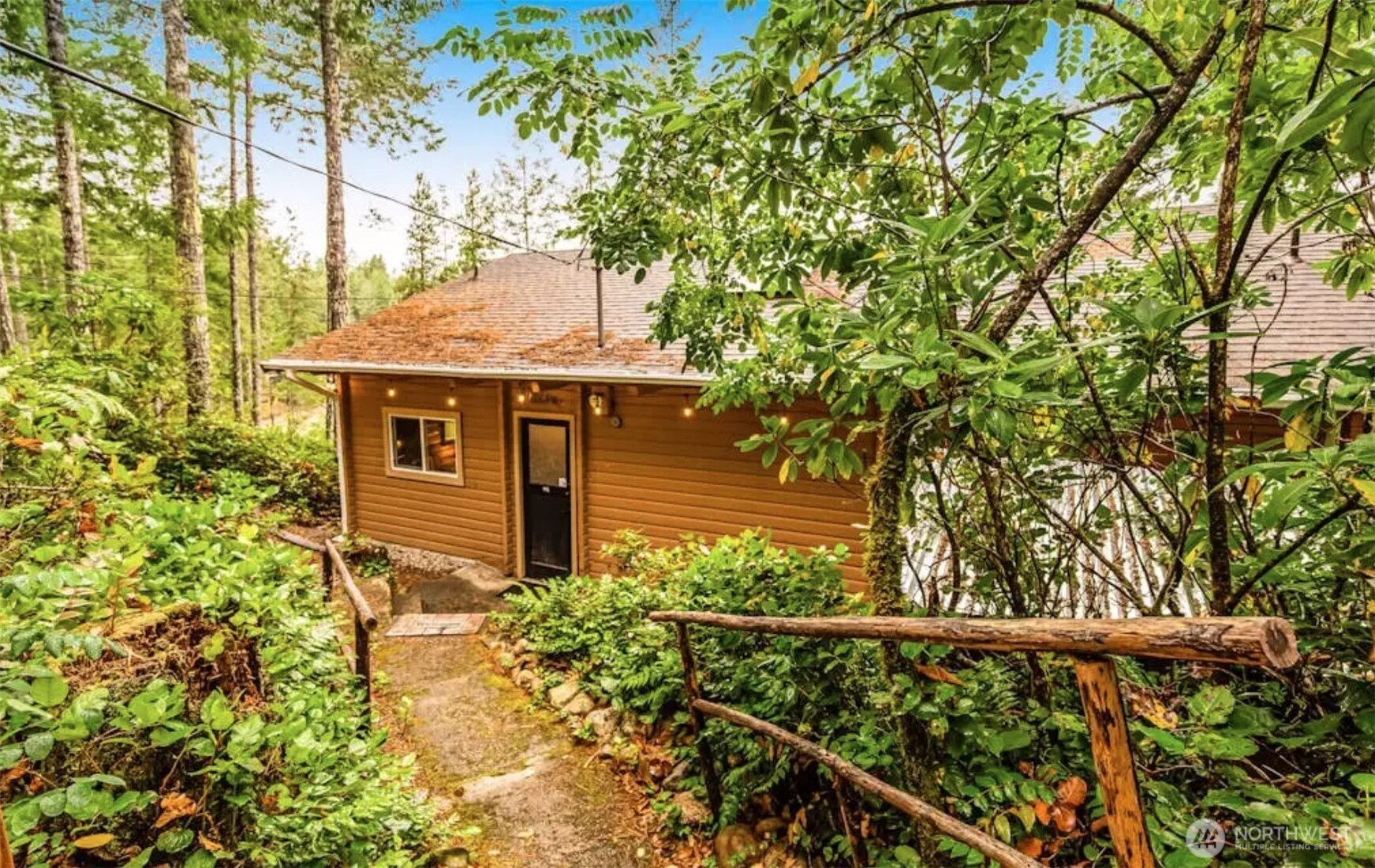 321 Lakeshore Drive