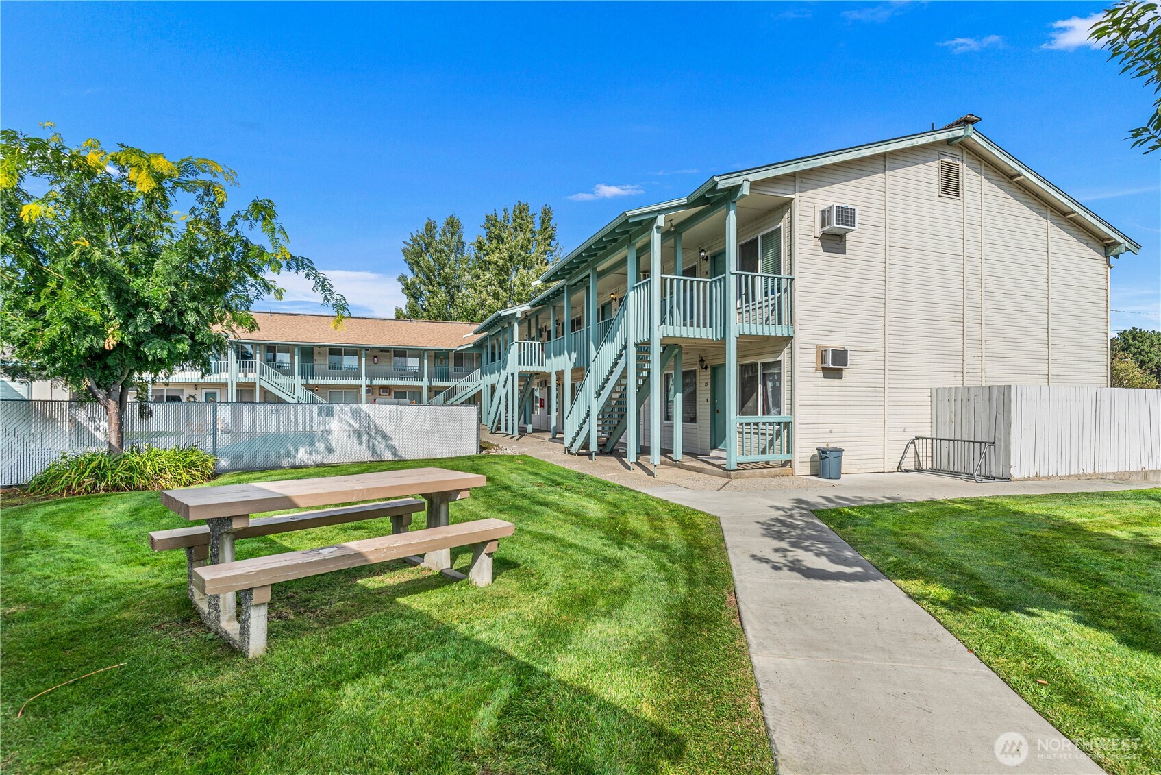 10 Cove Avenue #29