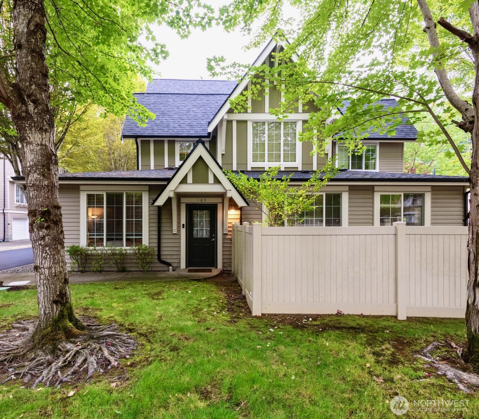 18282 97th Way #105