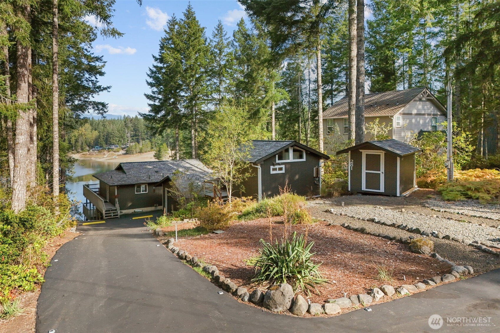 281 Lakeshore Drive