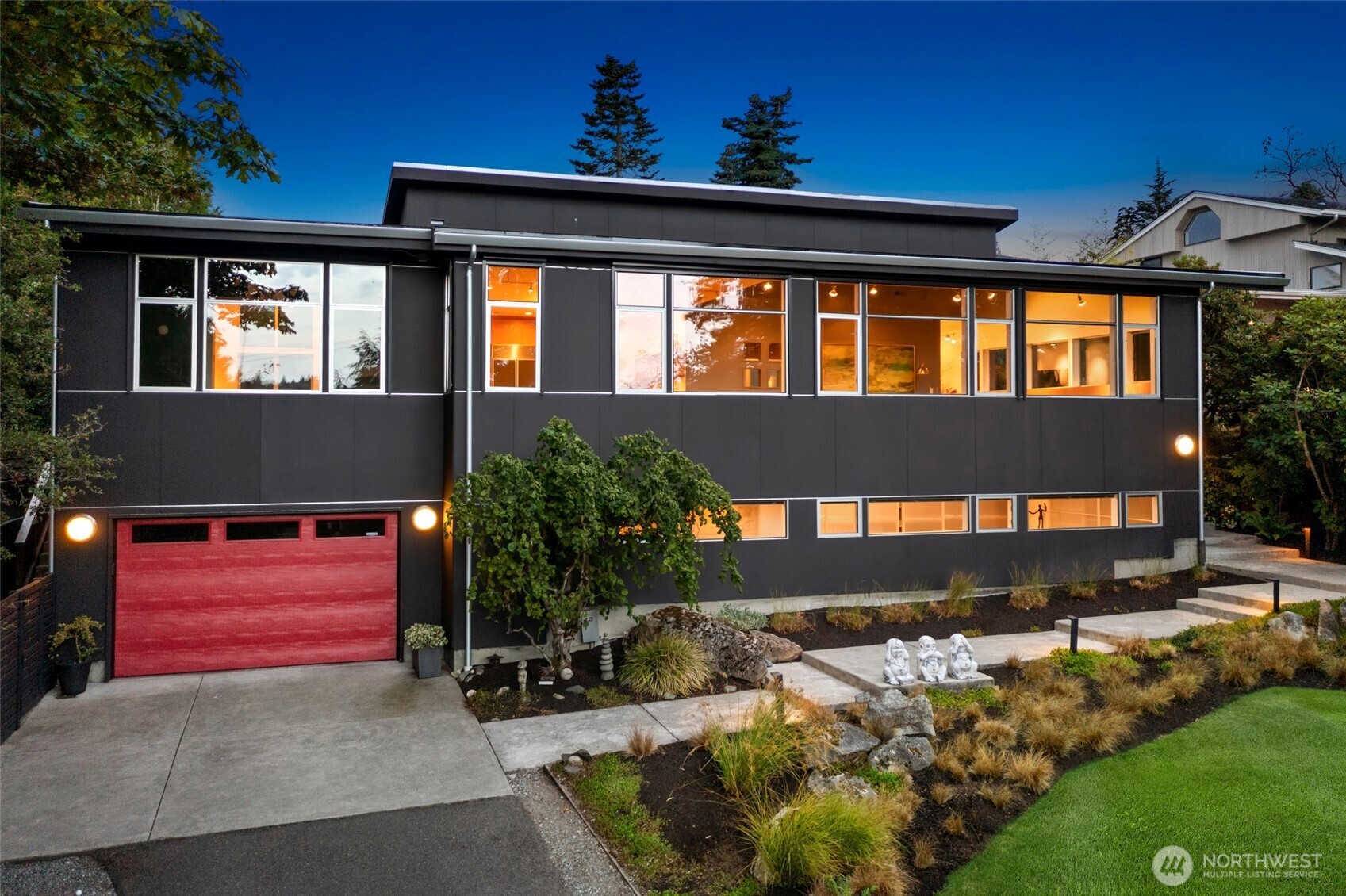 1549 Magnolia Way