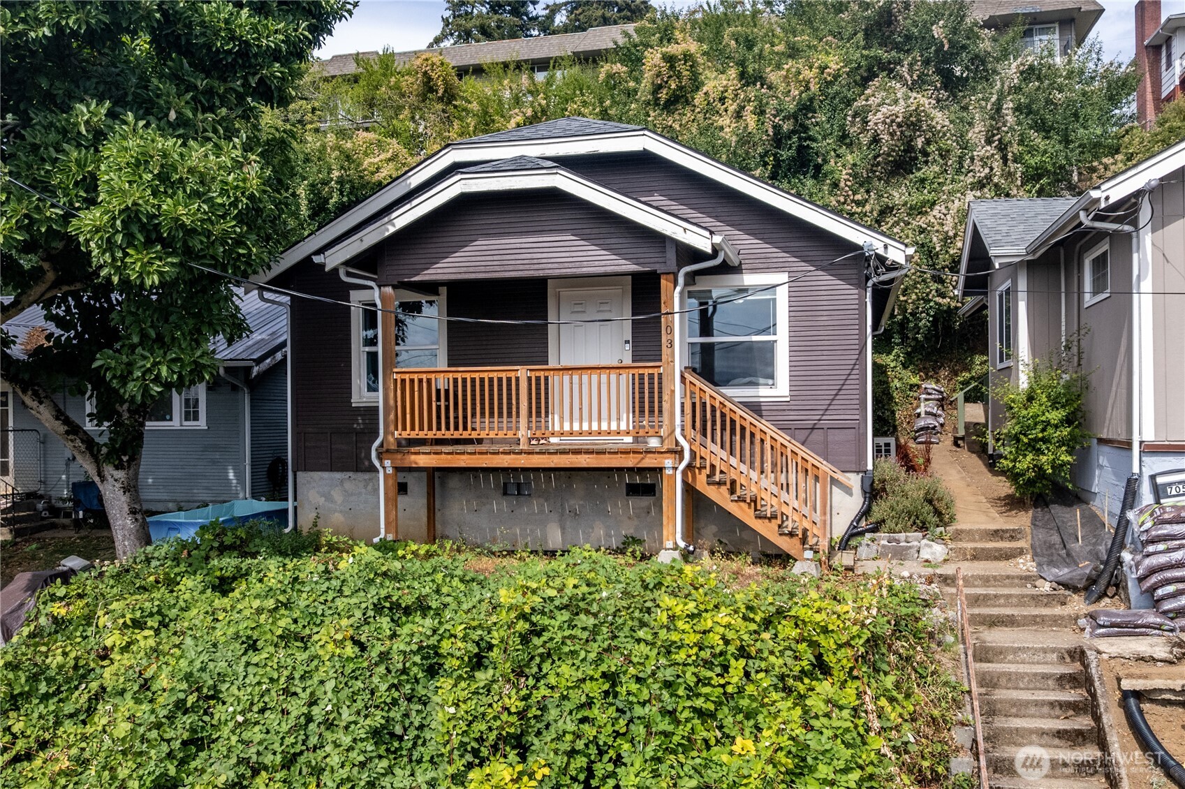 703 Allen Street