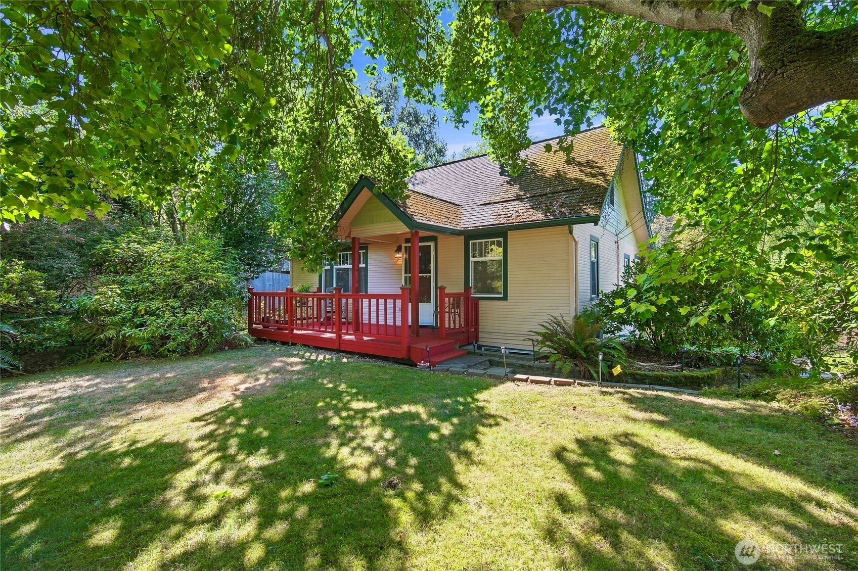 4808 Glenwood Avenue
