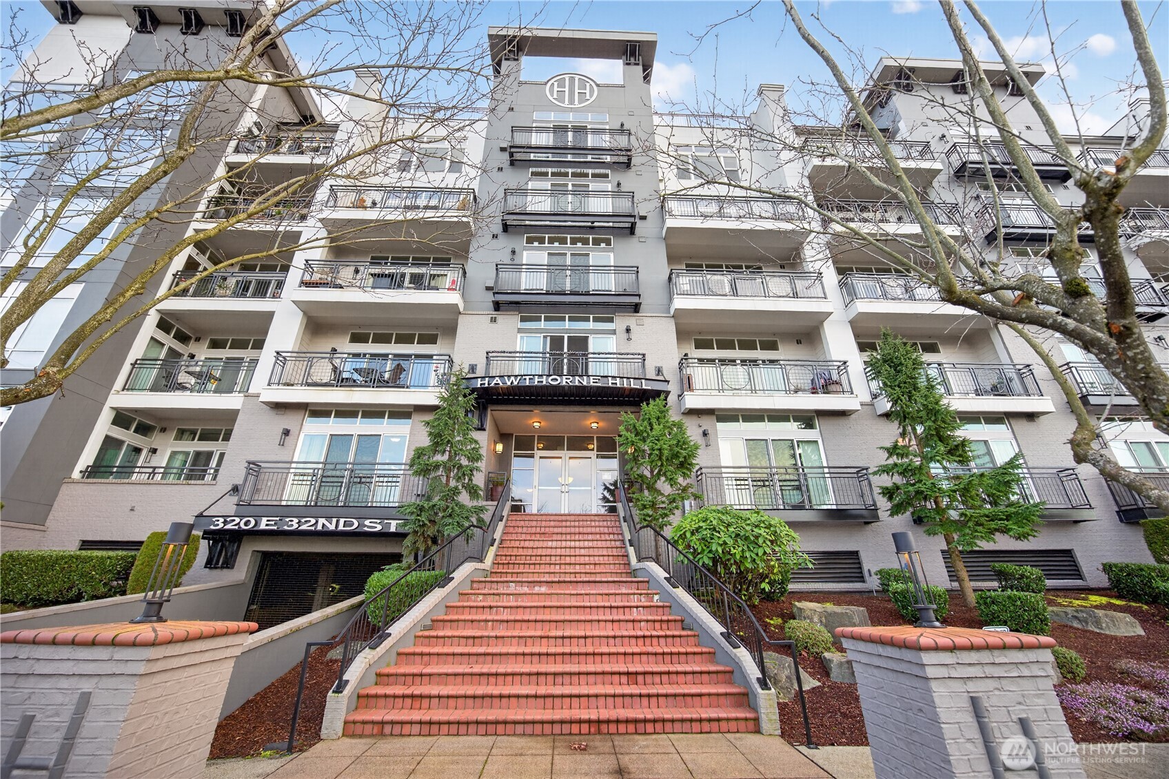 320 32nd Street #505