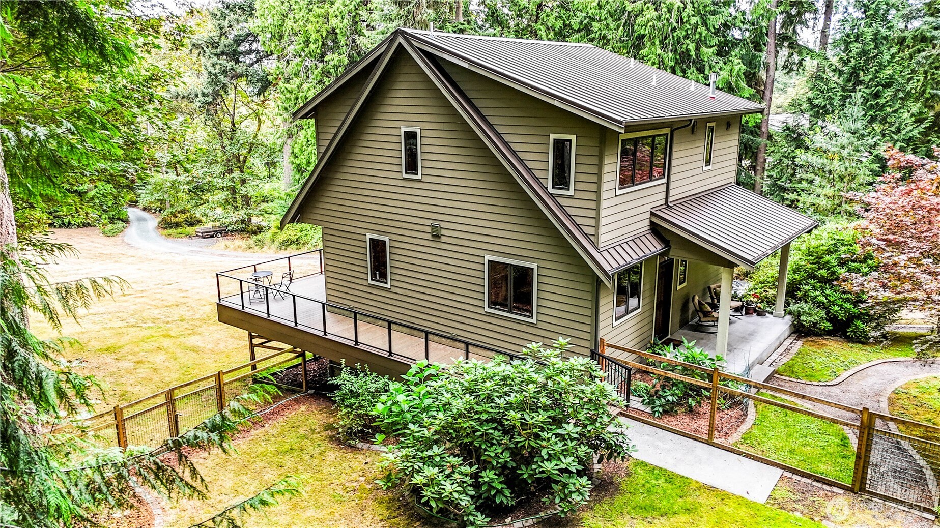 8039 Cultus Bay Road