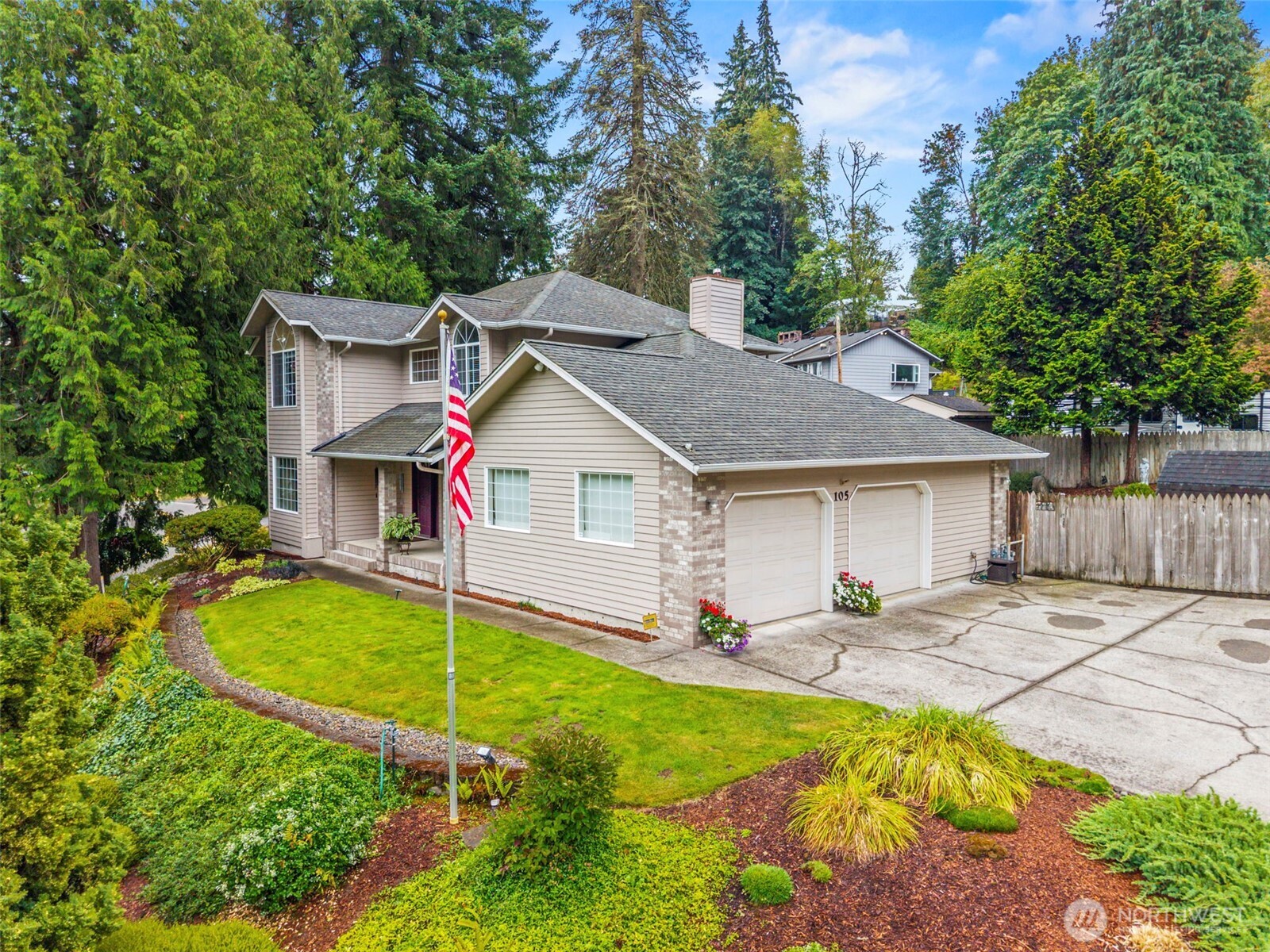 105 Inglewood Park