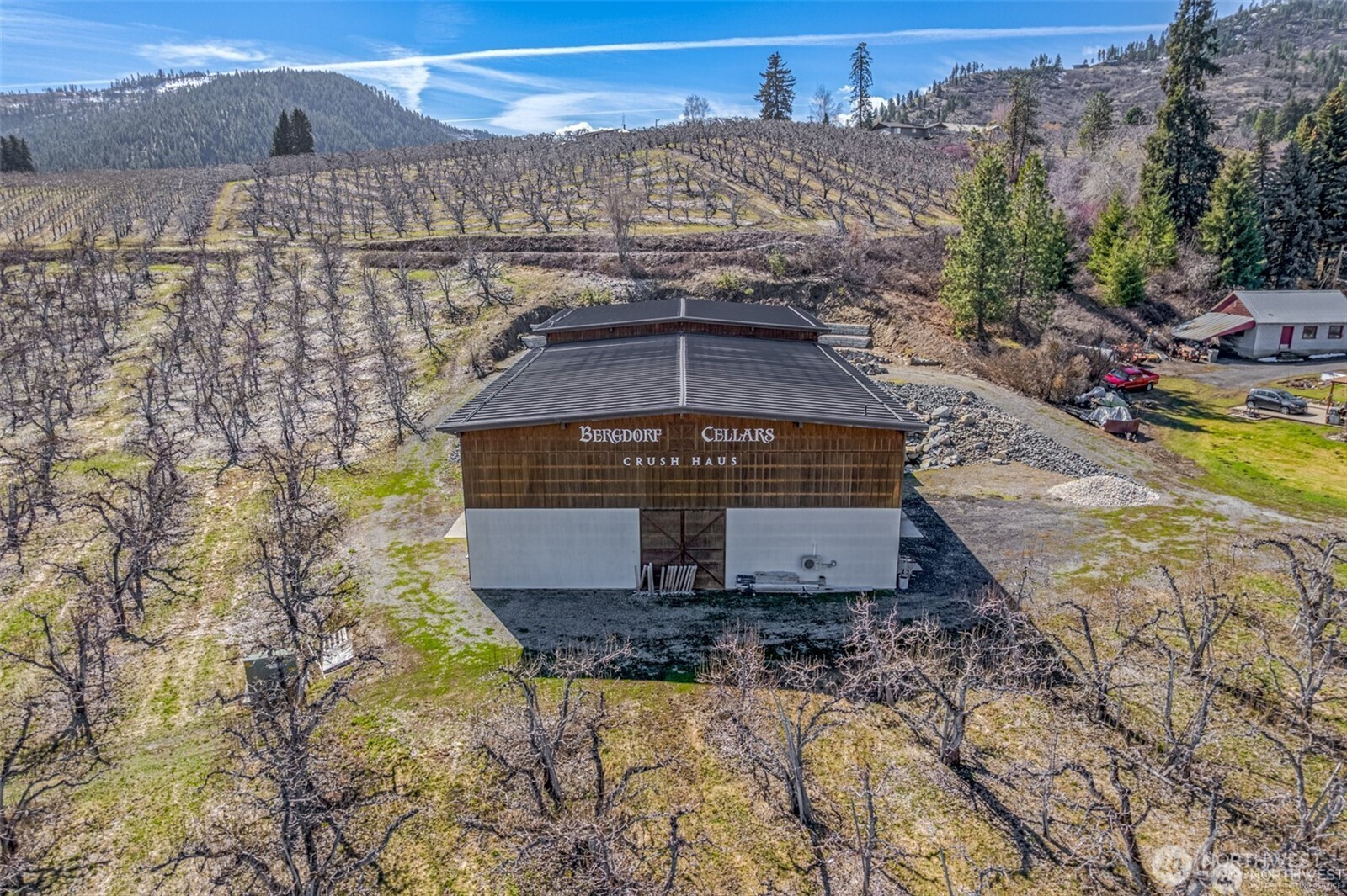 8077 Green Road