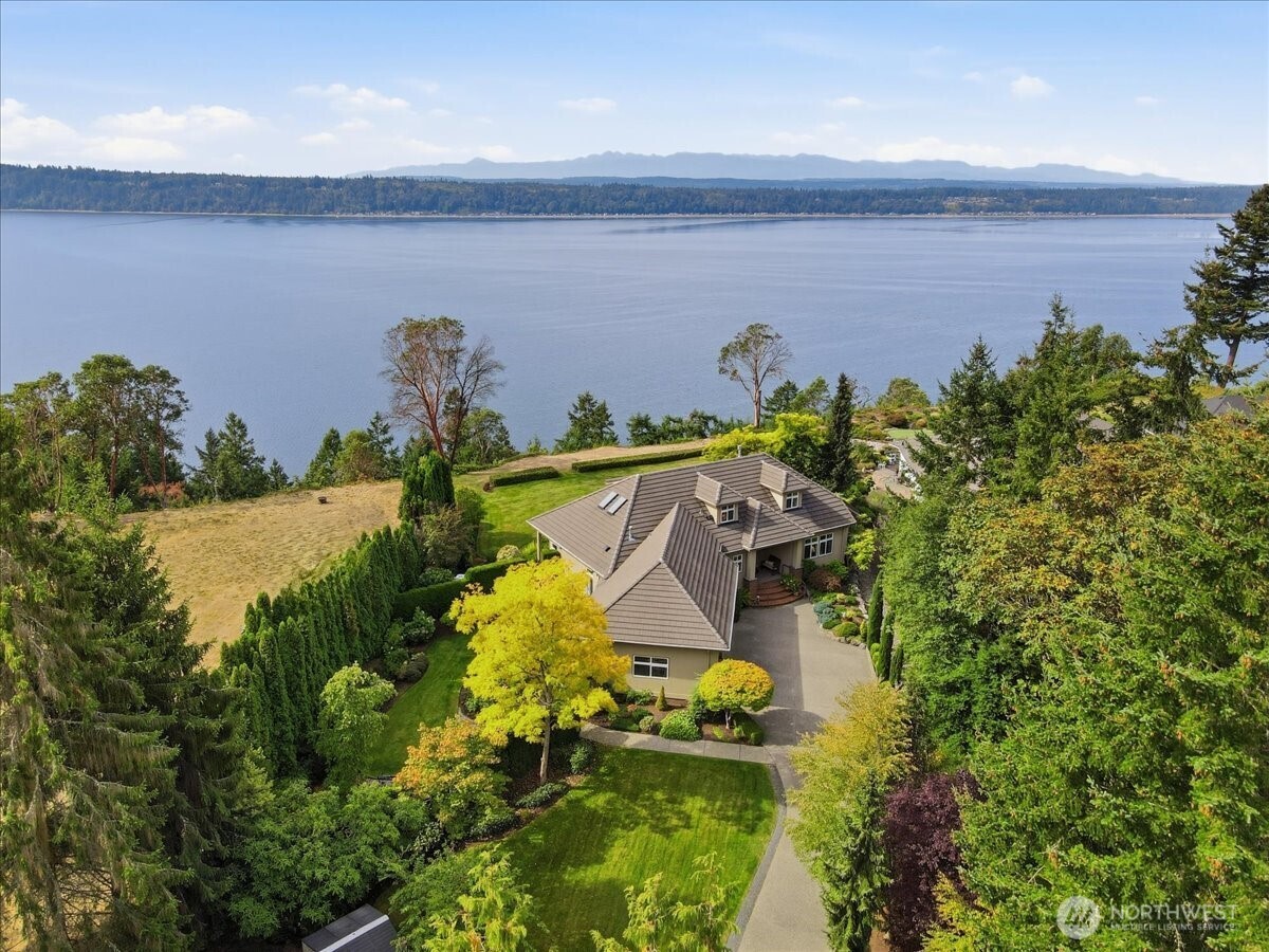 13002 Marine Drive