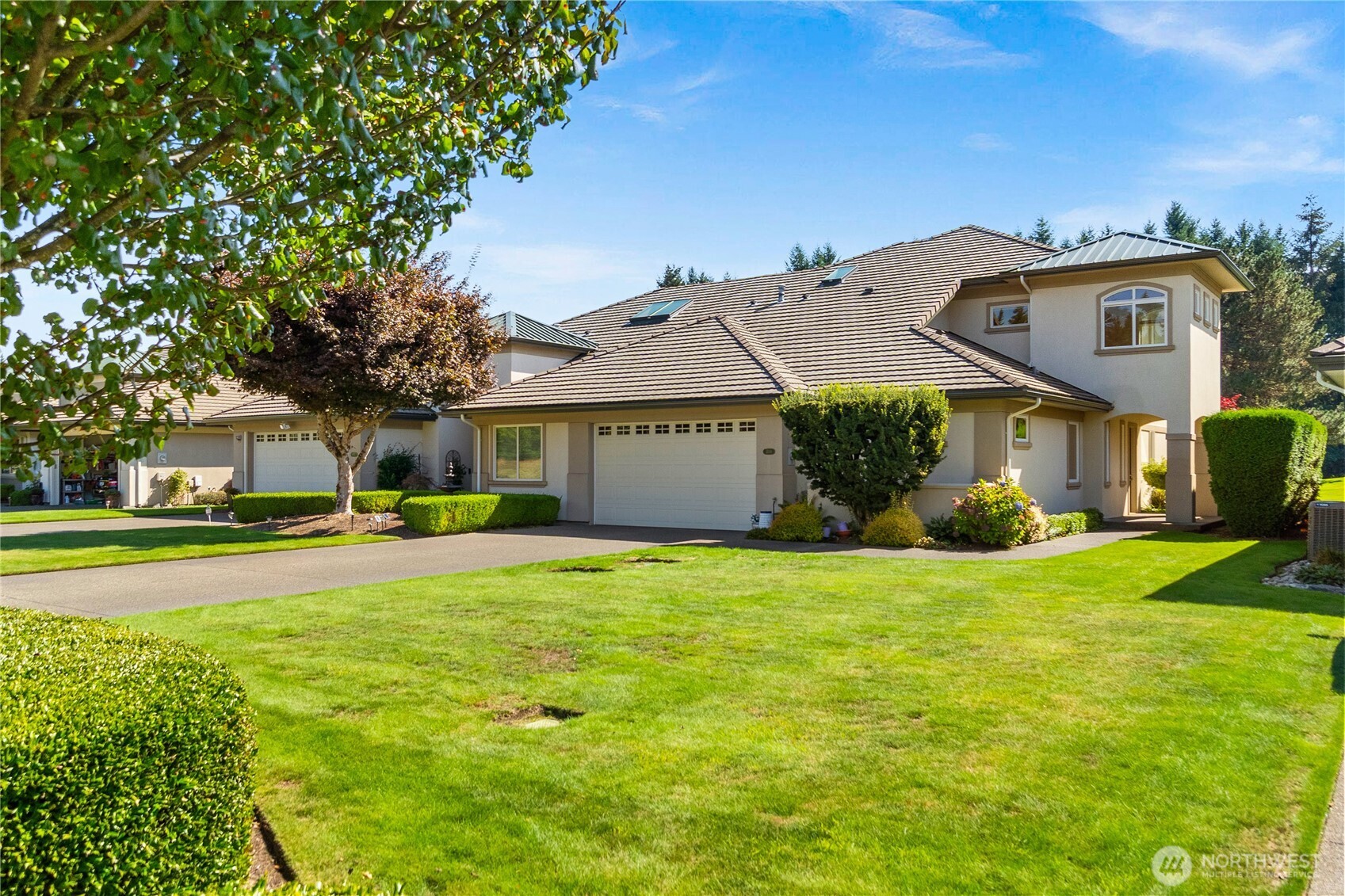 3709 Prestwick Lane