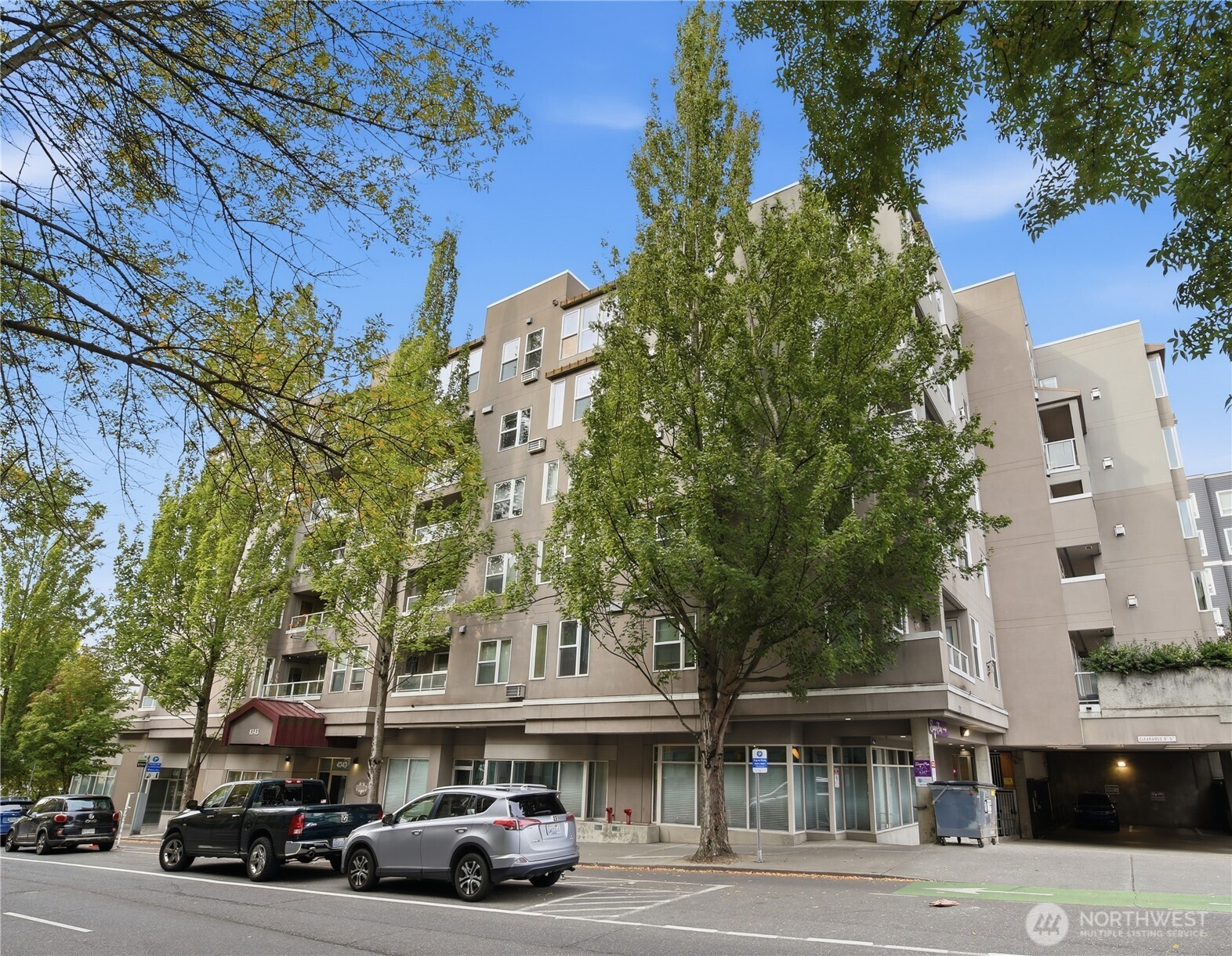 4343 Roosevelt Way #404