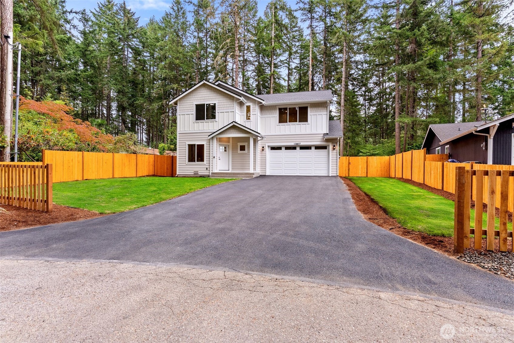 13807 Pinehurst Lane