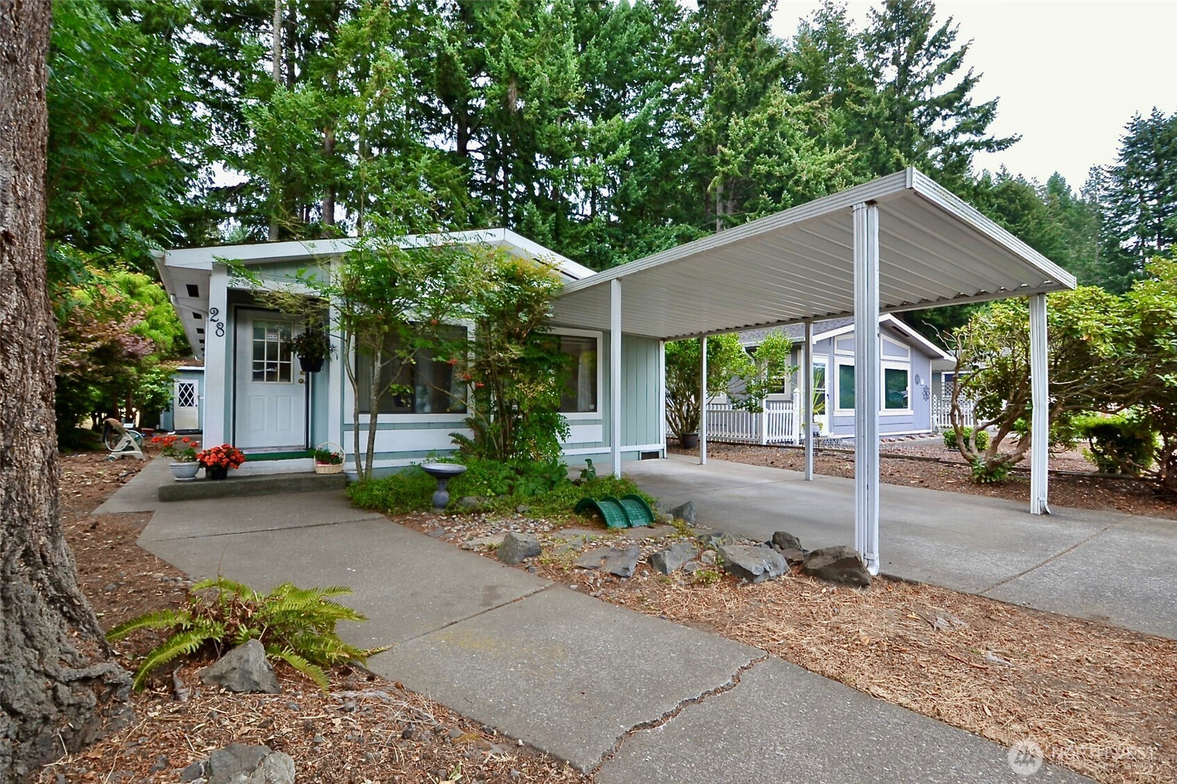 5250 College Street #28