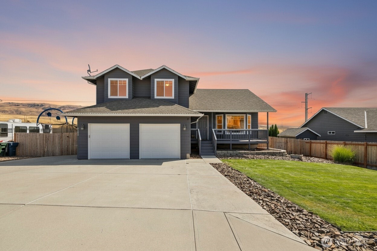 2502 Harvester Loop