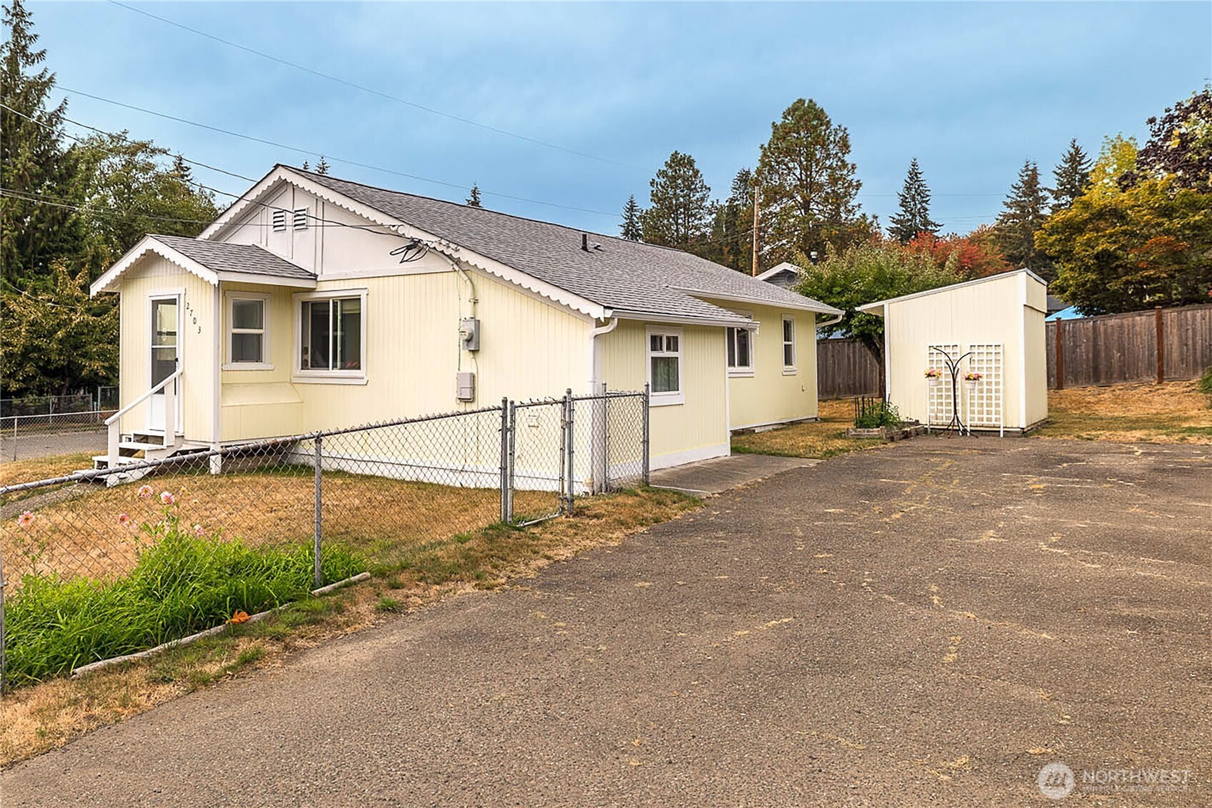 2703 Maple Street